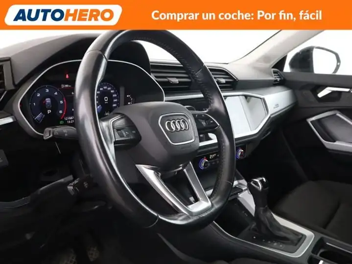 Audi Q3 2020, foto 12