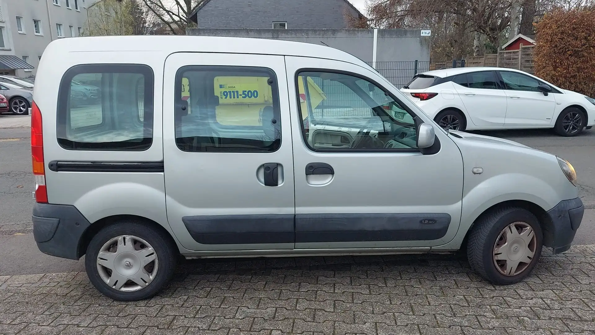 Renault Kangoo Kangoo  5-Türer 1.2 16V Privilege Silber - 2