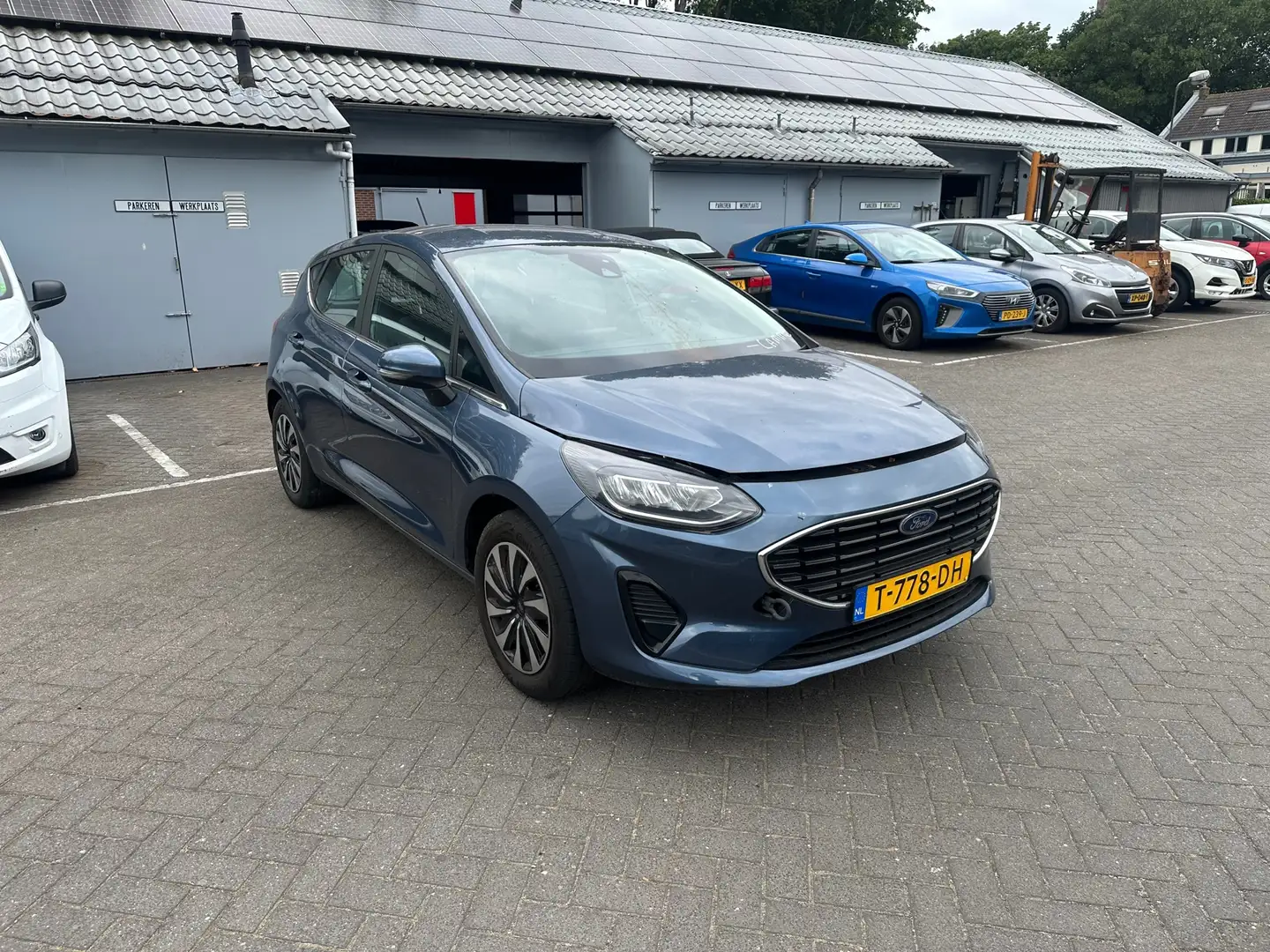 Ford Fiesta 1.0 EcoBoost Hybrid Titanium , navigatie , pdc , m Blauw - 2