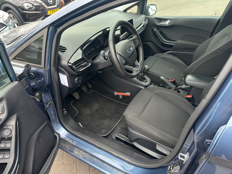 Ford Fiesta 1.0 EcoBoost Hybrid Titanium , navigatie , pdc , m — photo 6