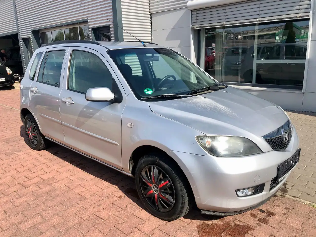Mazda 2