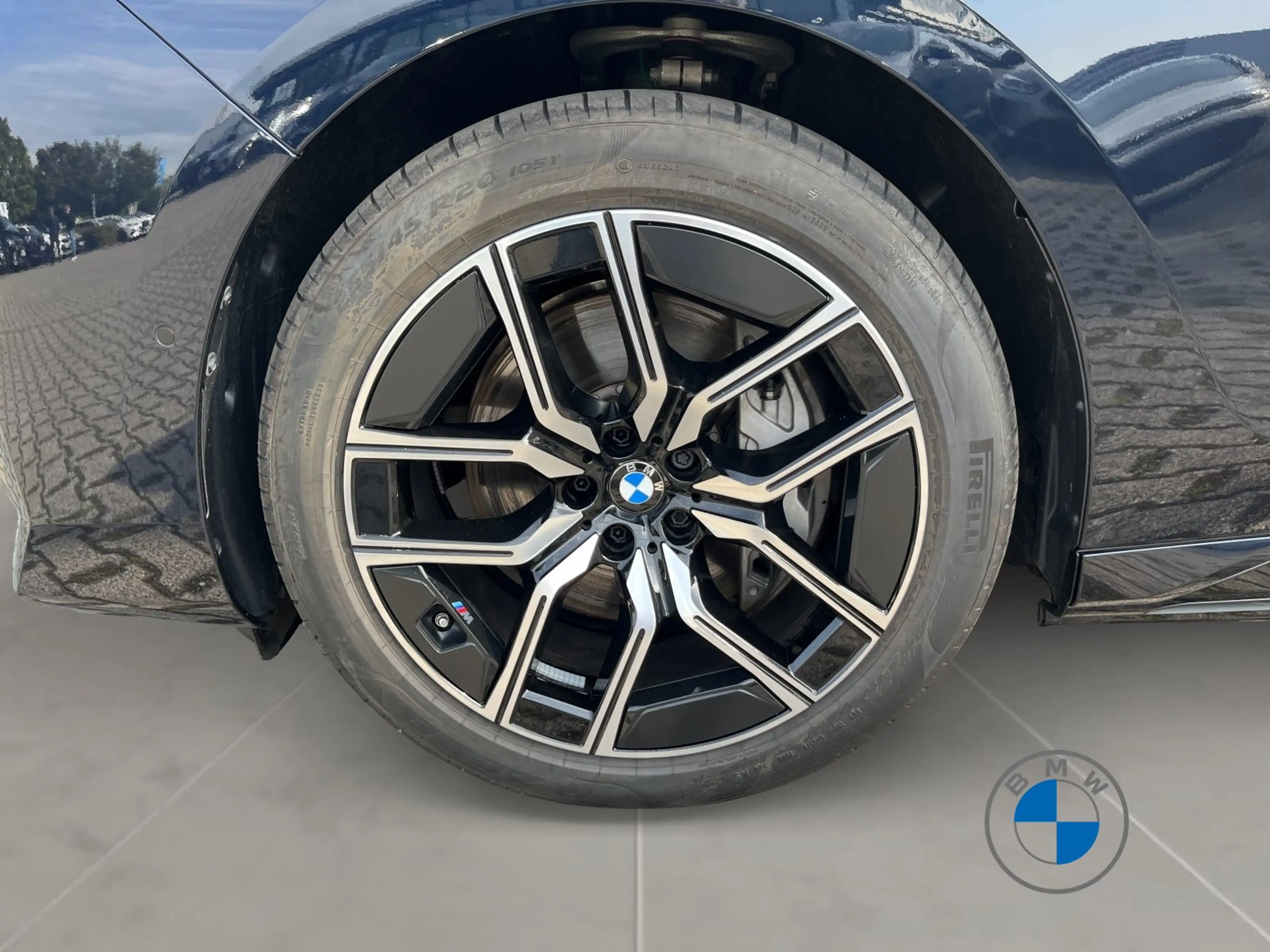 BMW i7 eDrive50 M Sport 20" Massage Sitzbelüft. — photo 8