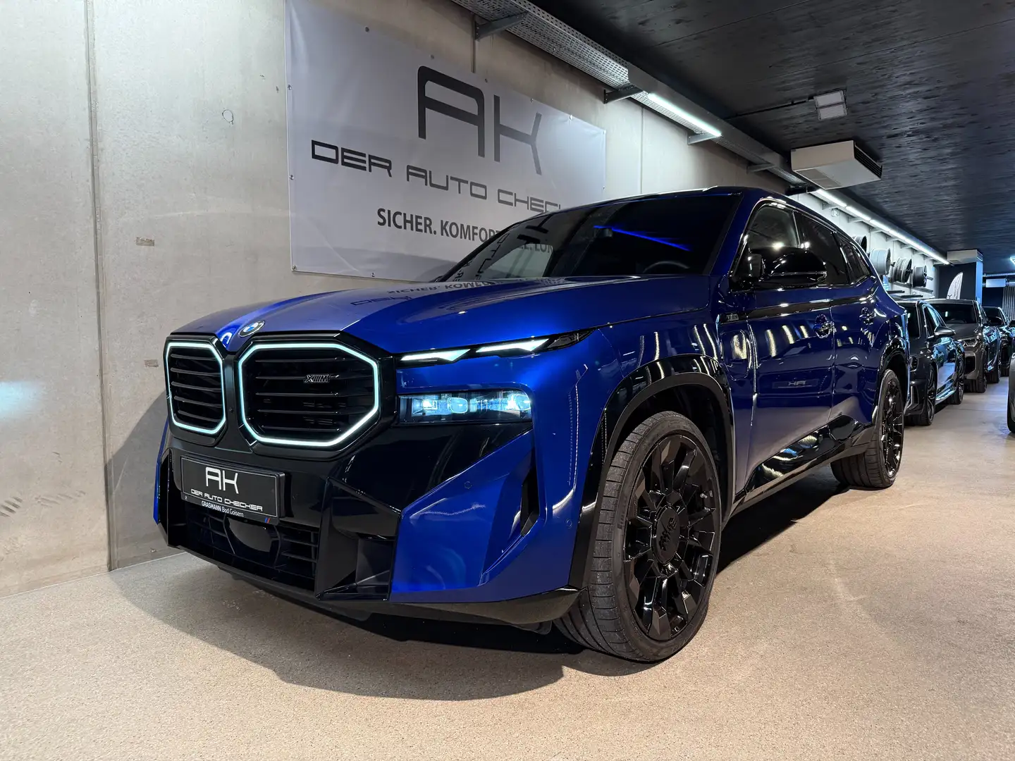 BMW XM 50 e *23 Zoll *Keramik Blau - 2