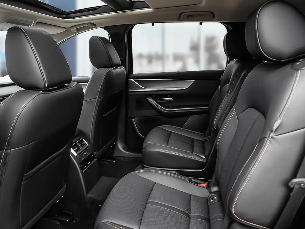 Mazda CX-90 MHEV снимка Mazda CX-90 MHEV