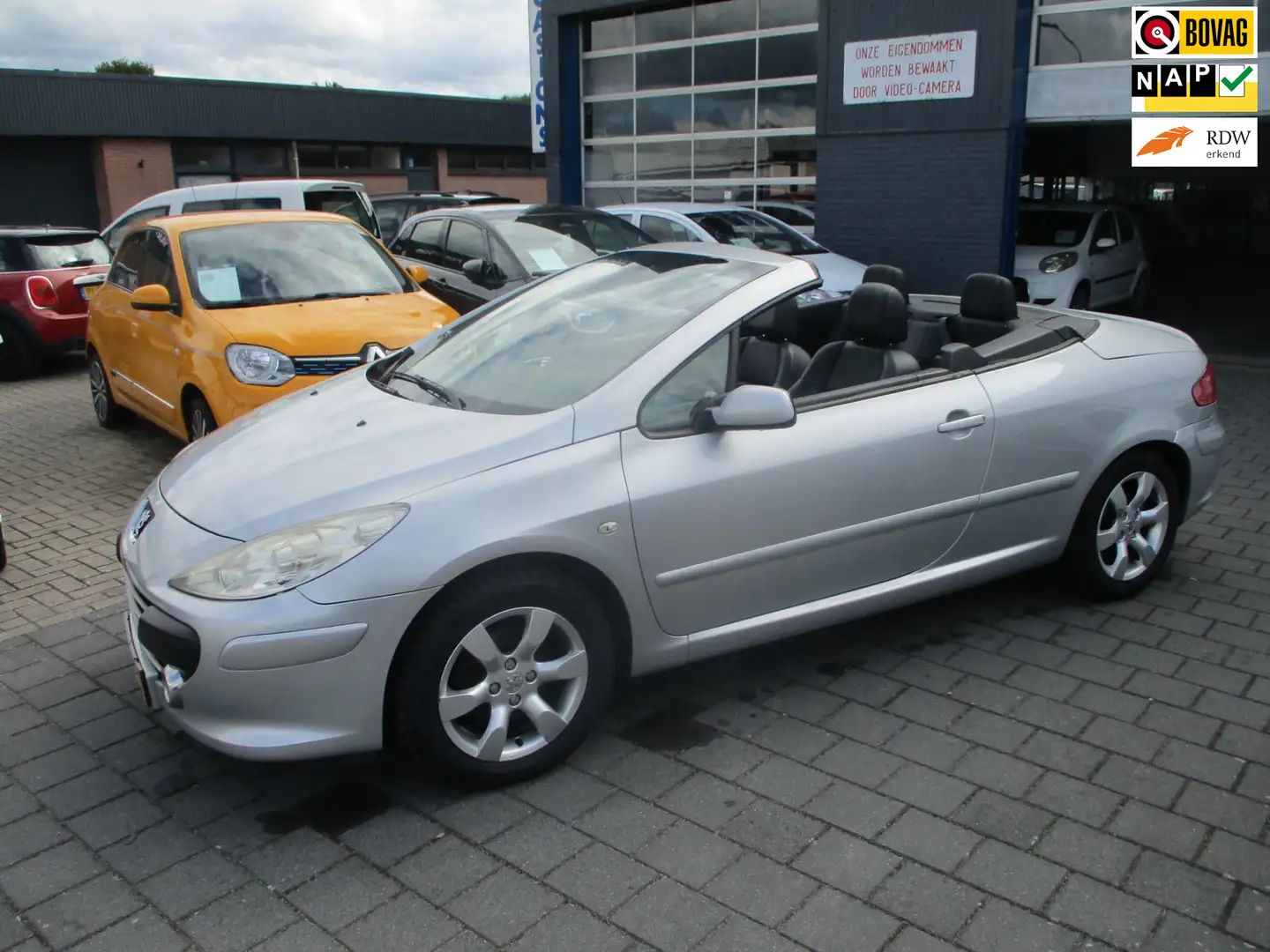 Peugeot 307 CC 1.6-16V Grijs - 1