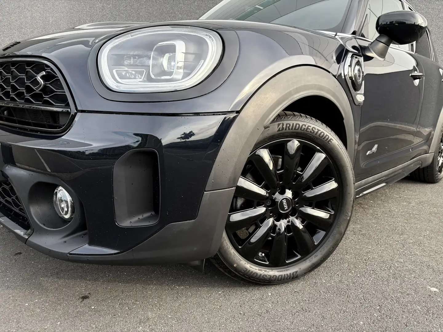 MINI Cooper Countryman MINI 2.0 E ALL4 Yours Pano/Led/Camera/Navi/Keyless Blauw - 2