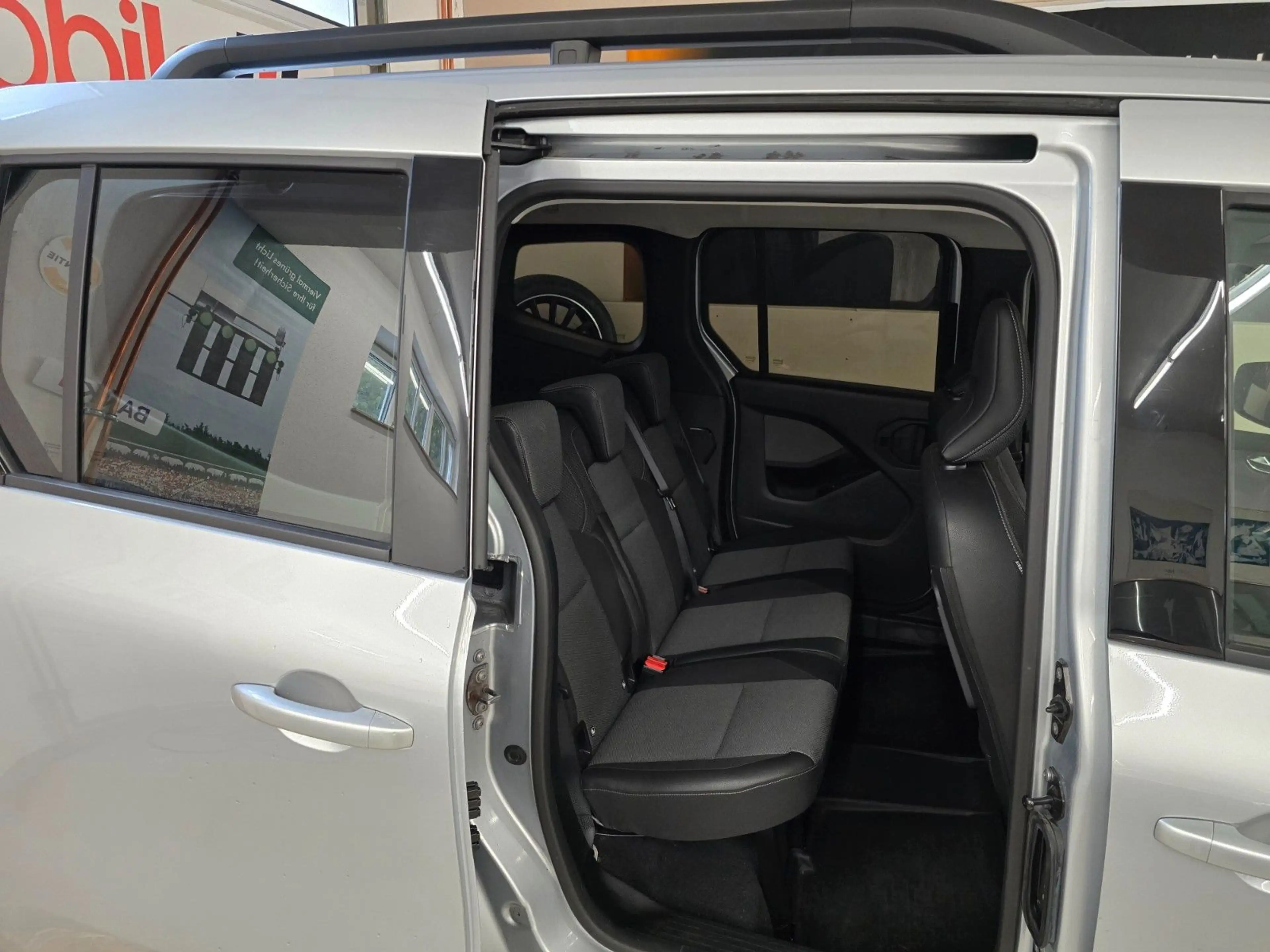 Renault Kangoo III Techno*Aut*NAVI*R.KAMERA*AHK*1.Hd*S-H — photo 14