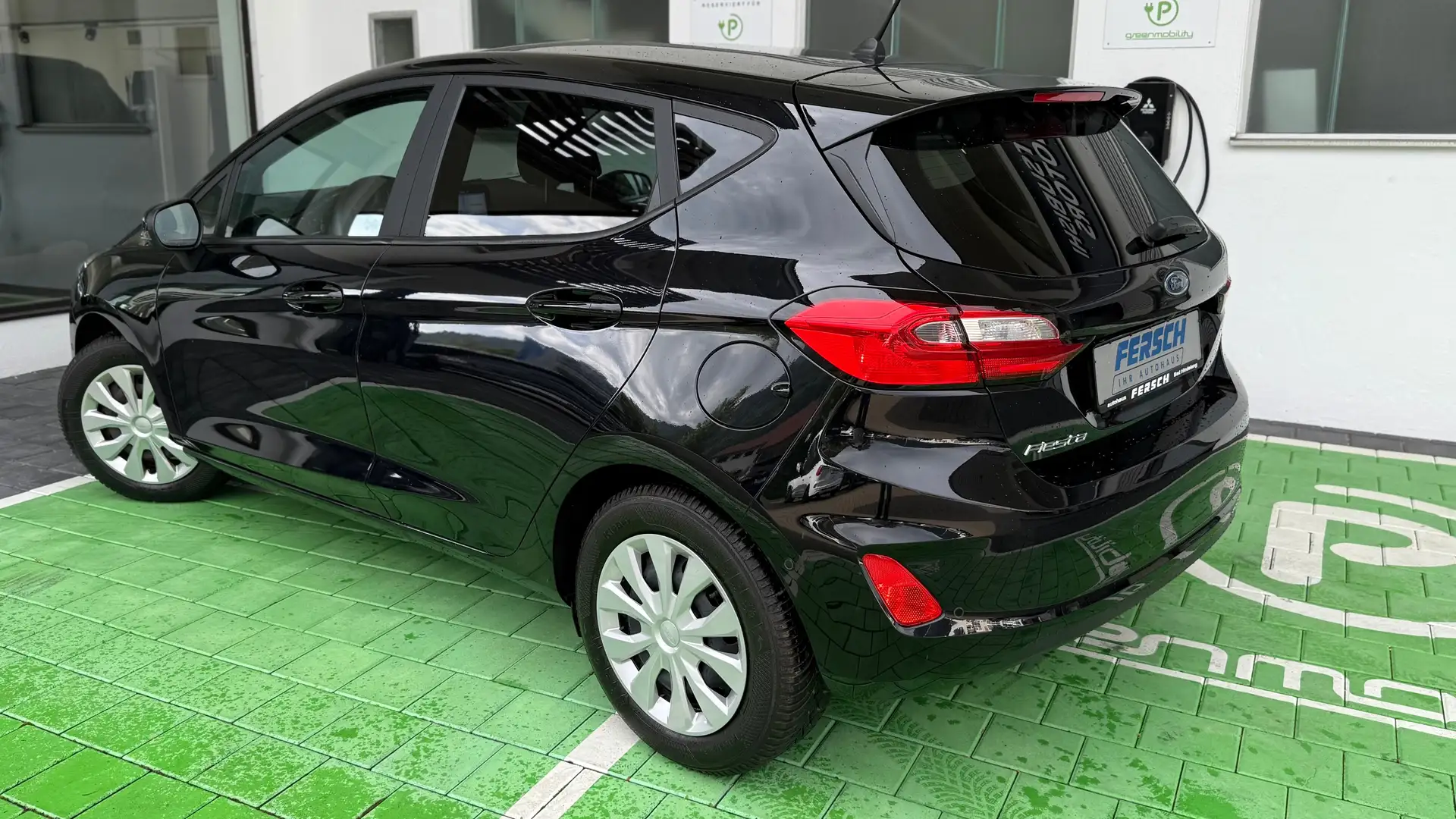 Ford Fiesta EcoBoost Cool+Connect mit Audiosystem SYNC Schwarz - 2