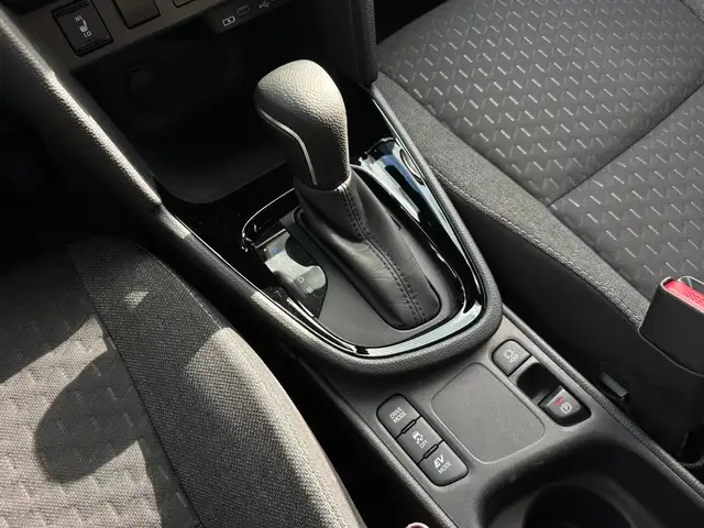 Toyota Yaris Cross view 15