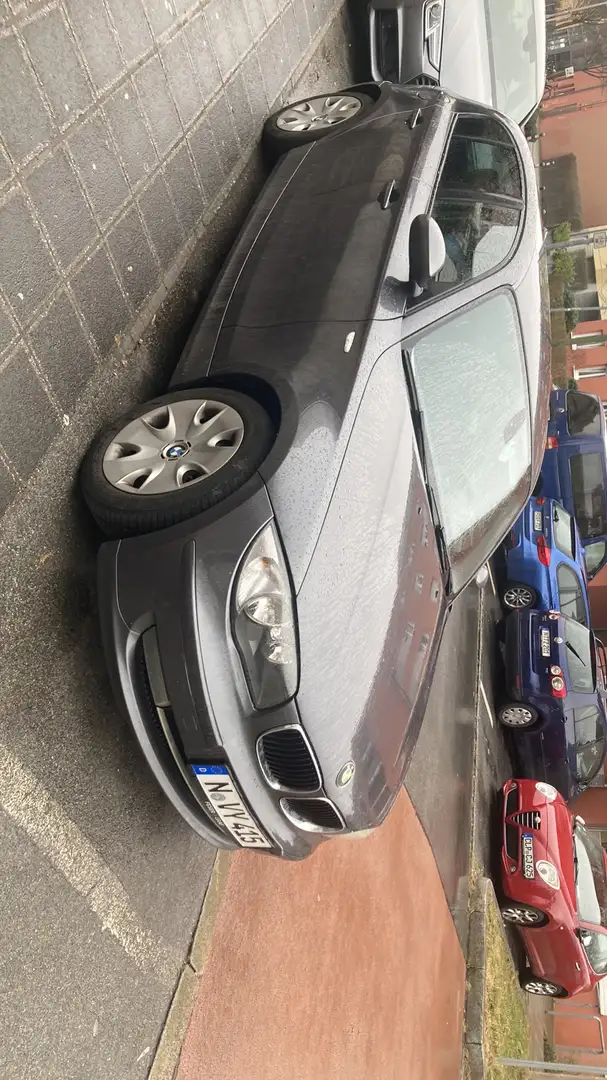 BMW 118 E87-klima-Tempomat-Tüv 5/2025-Scheckheft Grey - 2