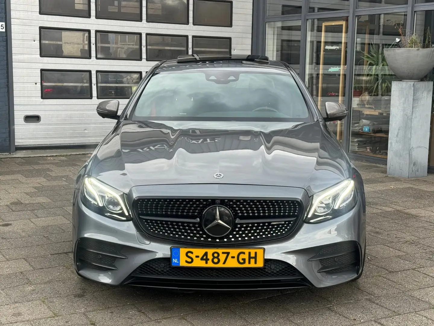 Mercedes-Benz E 53 AMG 4MATIC Premium Plus | Schuifdak | 360 Camera | HUD Grijs - 2