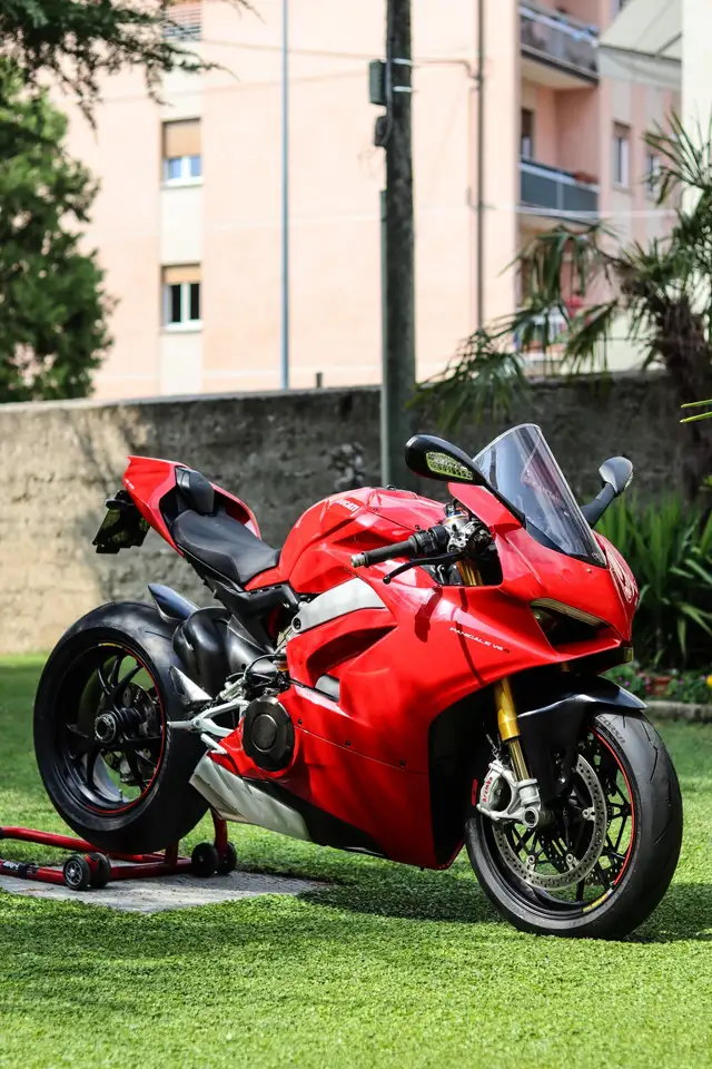 Ducati Panigale V4 S