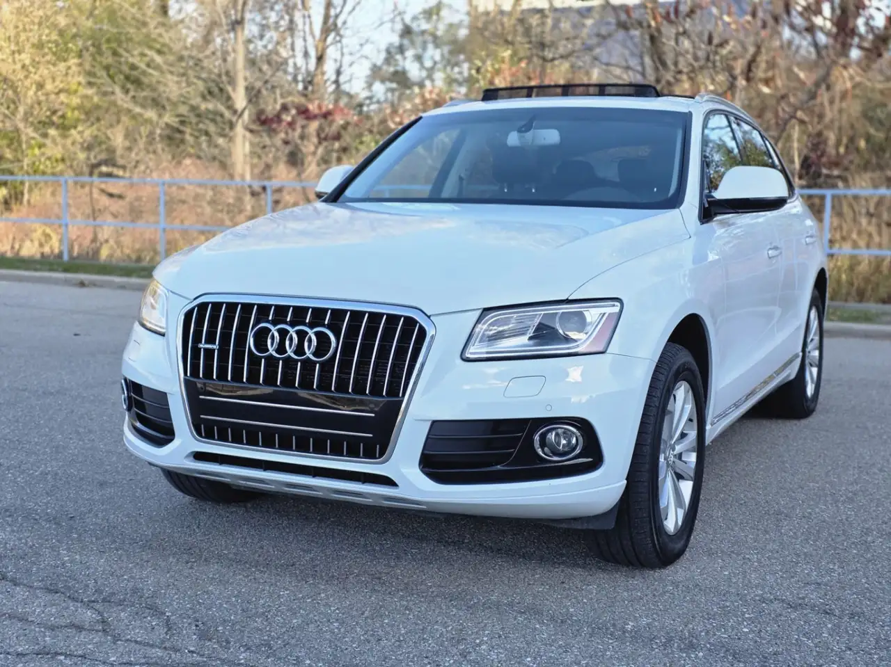 Audi Q5 снимка Audi Q5