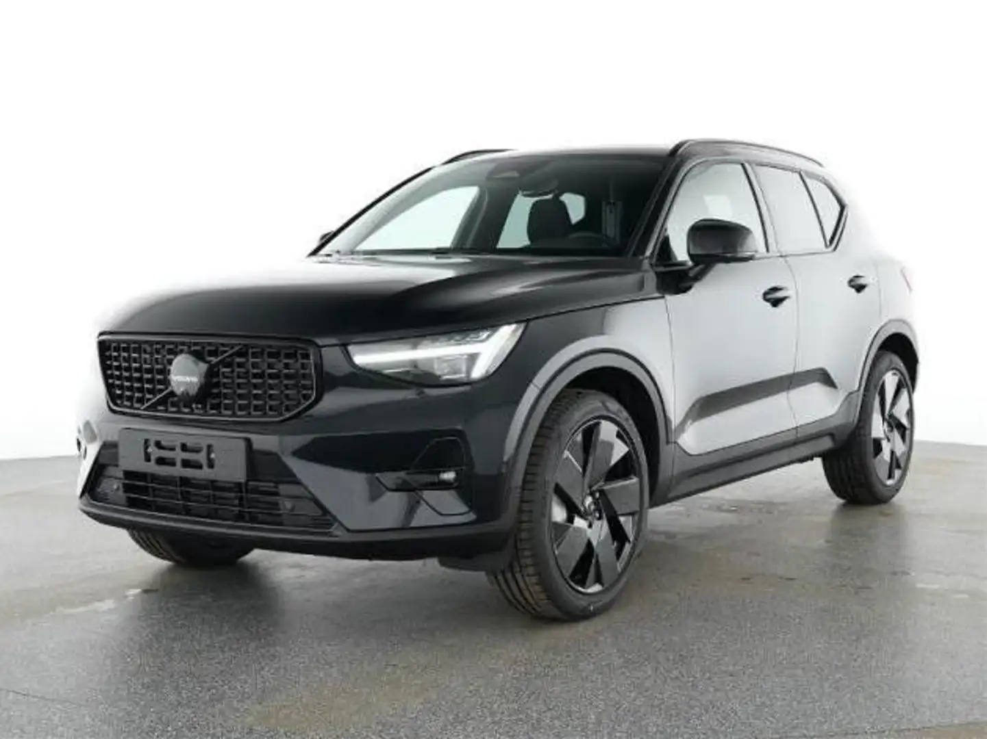 Volvo XC40 B4 Plus Black Edition*PANOSD*360°ACC*BLIS Schwarz - 1