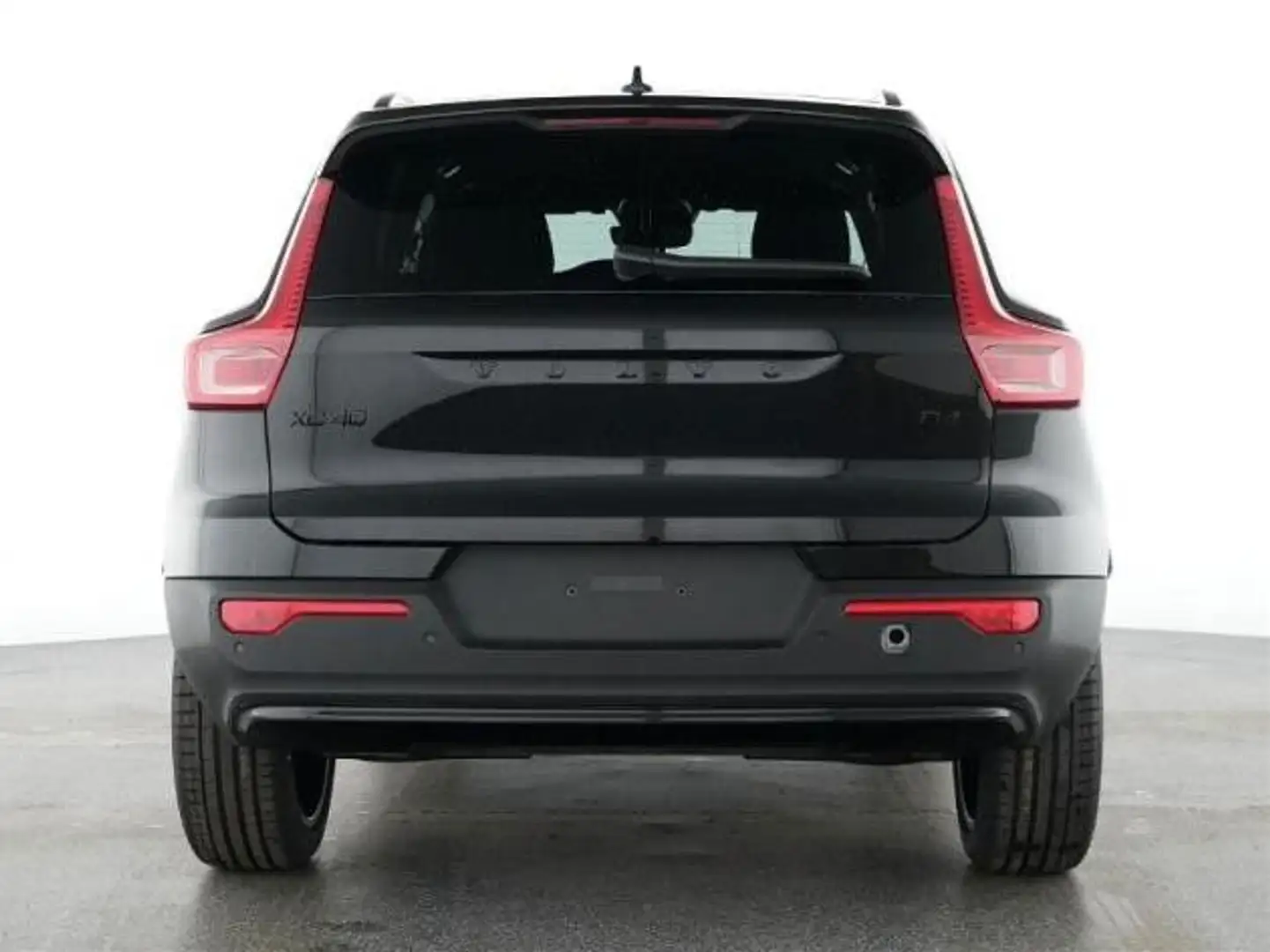 Volvo XC40 B4 Plus Black Edition*PANOSD*360°ACC*BLIS Schwarz - 2