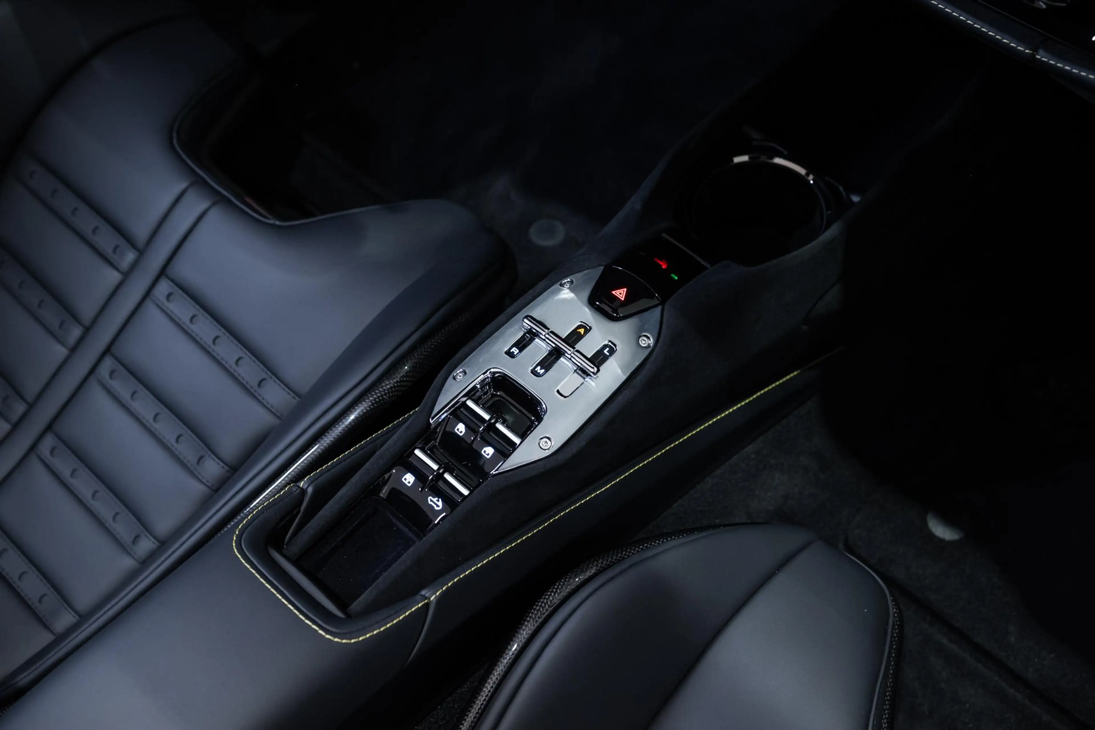 Ferrari SF90 Spider - Kroymans Ferrari — photo 15