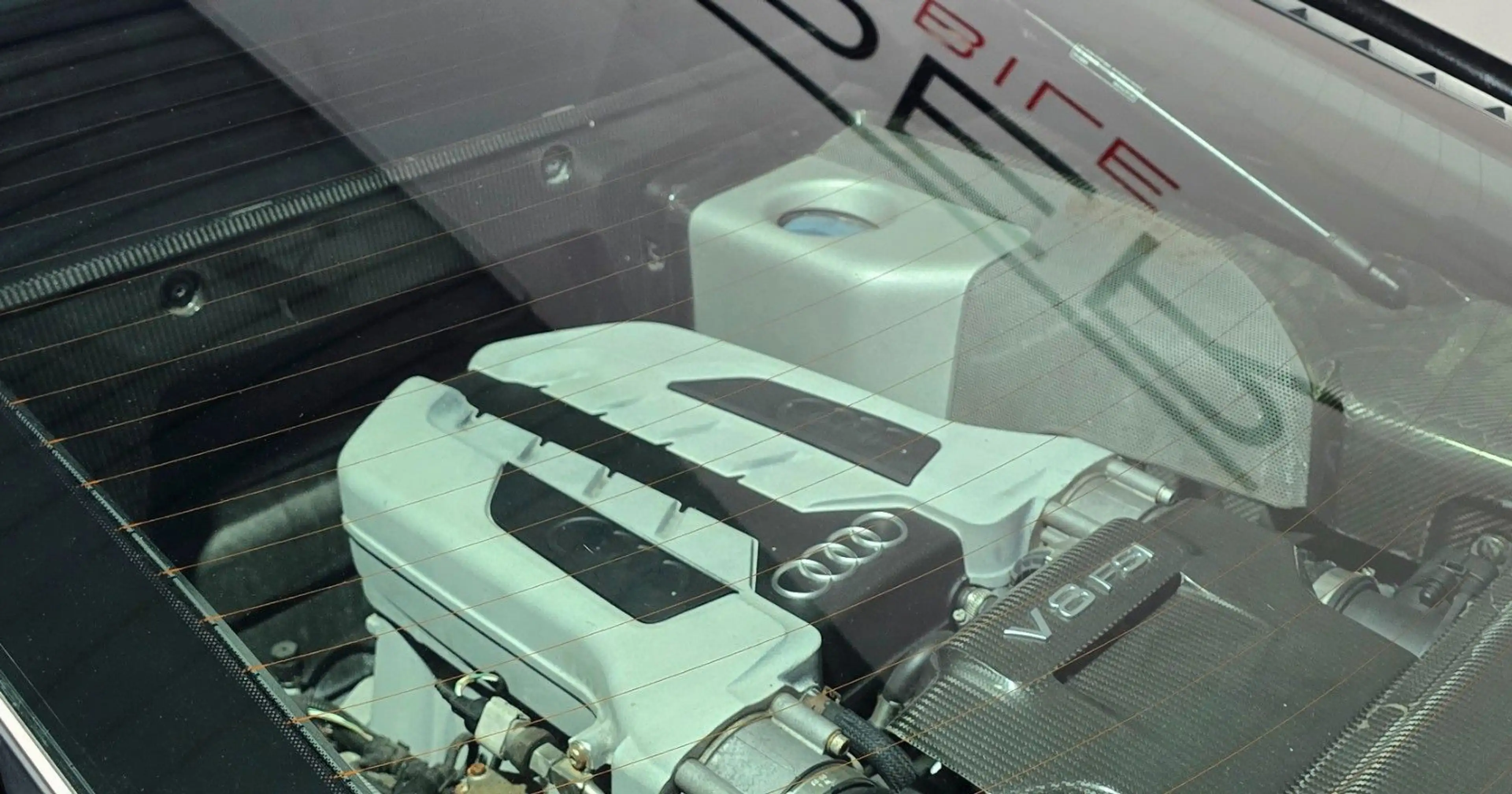 Audi R8 4.2 FSI Quattro*3*CARBON*V10-OPTIK*B&O*V10 FG — photo 17
