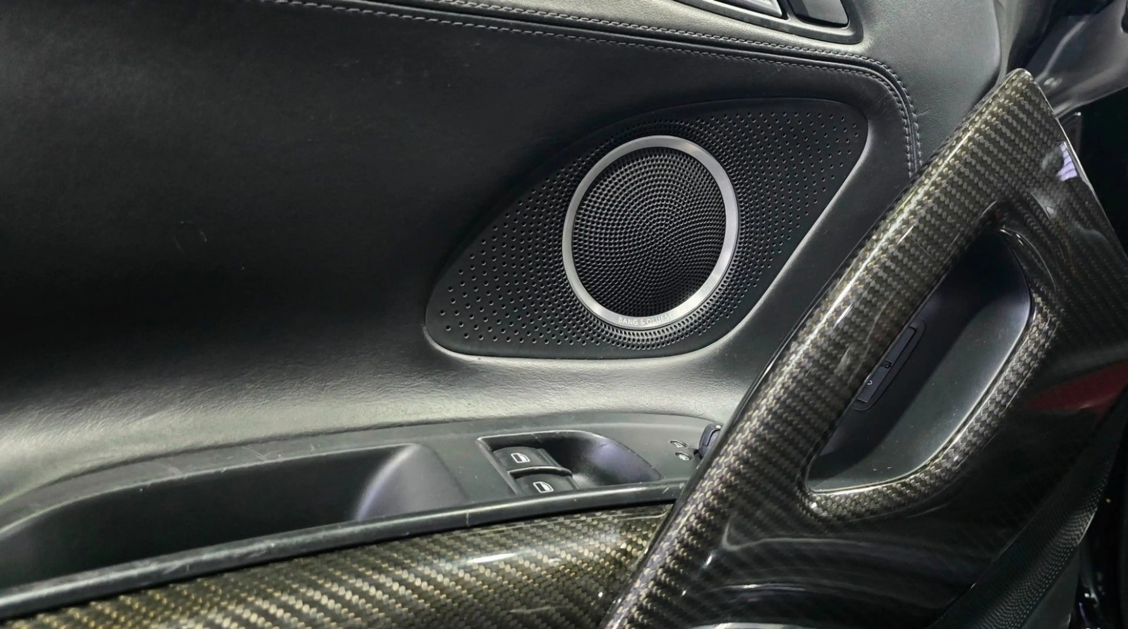 Audi R8 4.2 FSI Quattro*3*CARBON*V10-OPTIK*B&O*V10 FG — photo 24