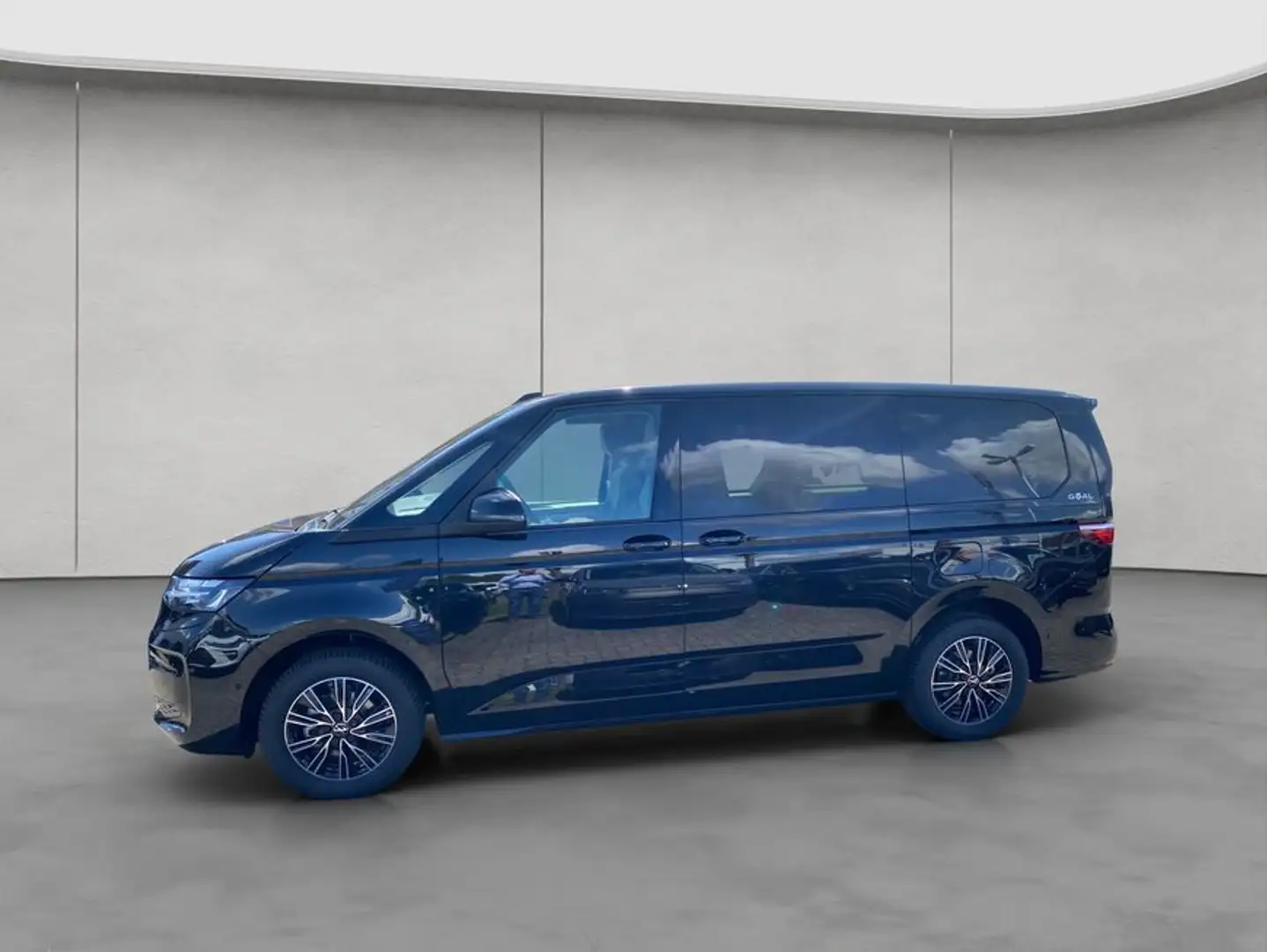 Volkswagen LT Multivan GOAL Motor: 2,0 l TDI SCR 110 kW Getr Negro - 2