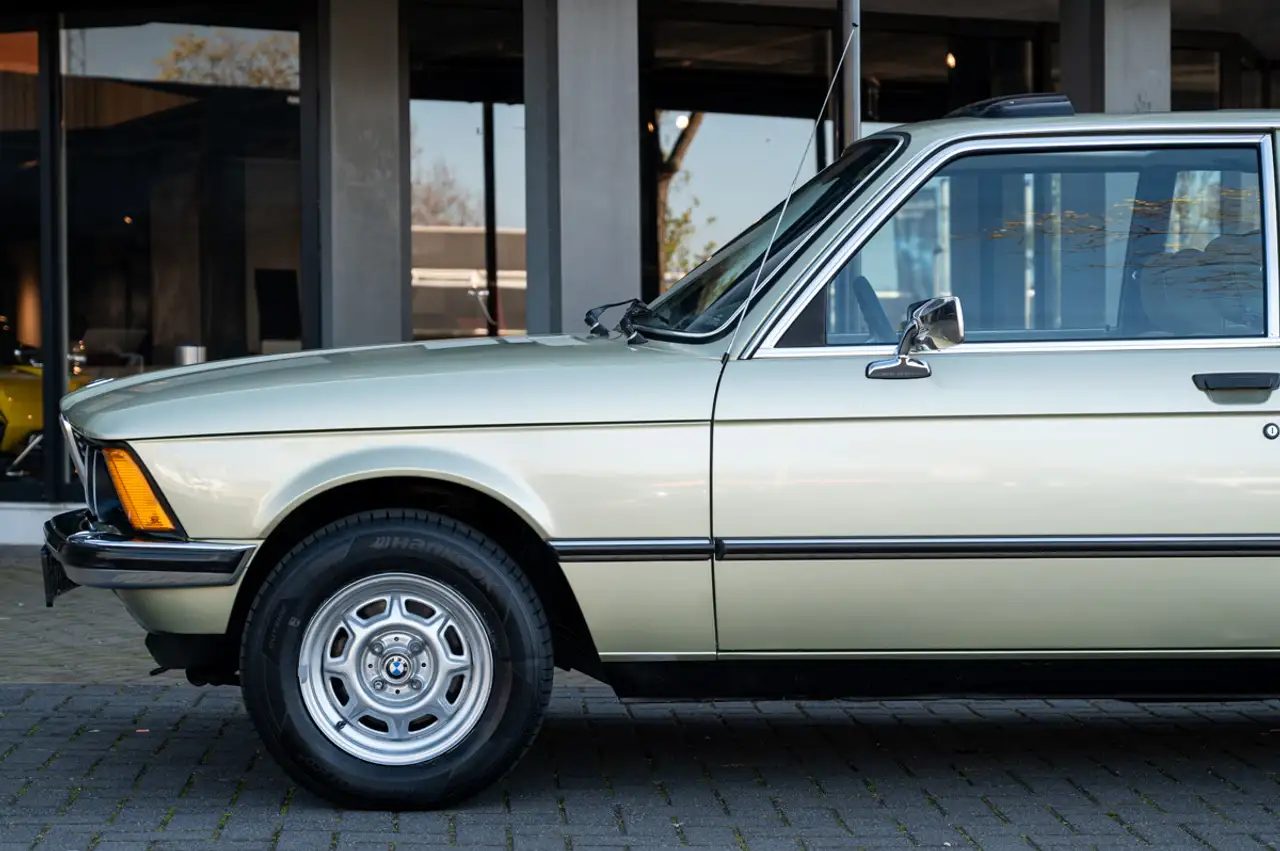 BMW 320 3-Serie 320/6, foto 2