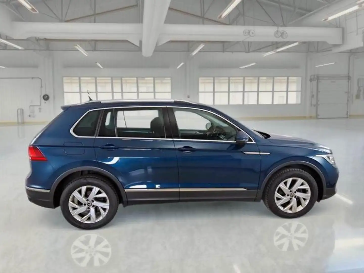 Volkswagen Tiguan 2.0 TDI 150 CV SCR DSG 4MOTION Life Blu/Azzurro - 2