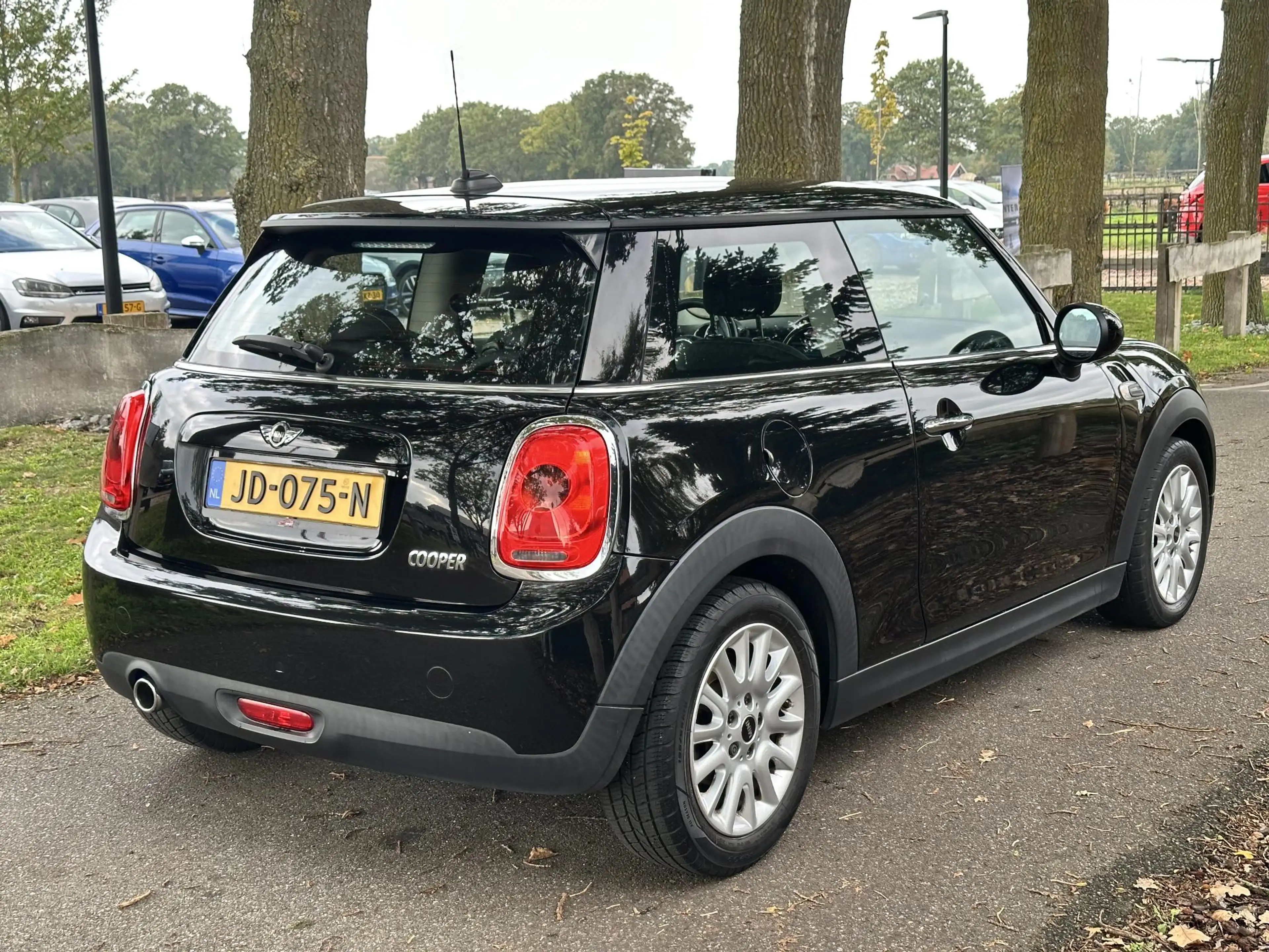 MINI Cooper 3-Deurs 1.5 Business — photo 13