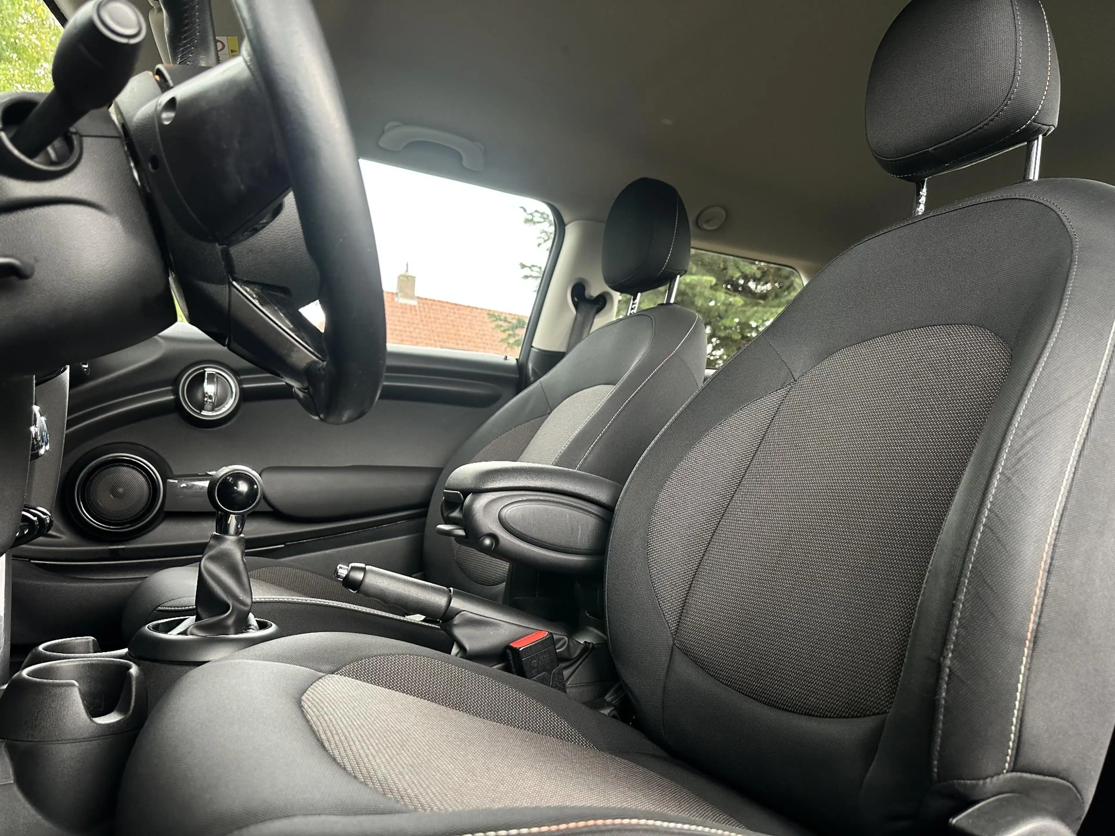 MINI Cooper 3-Deurs 1.5 Business — photo 20