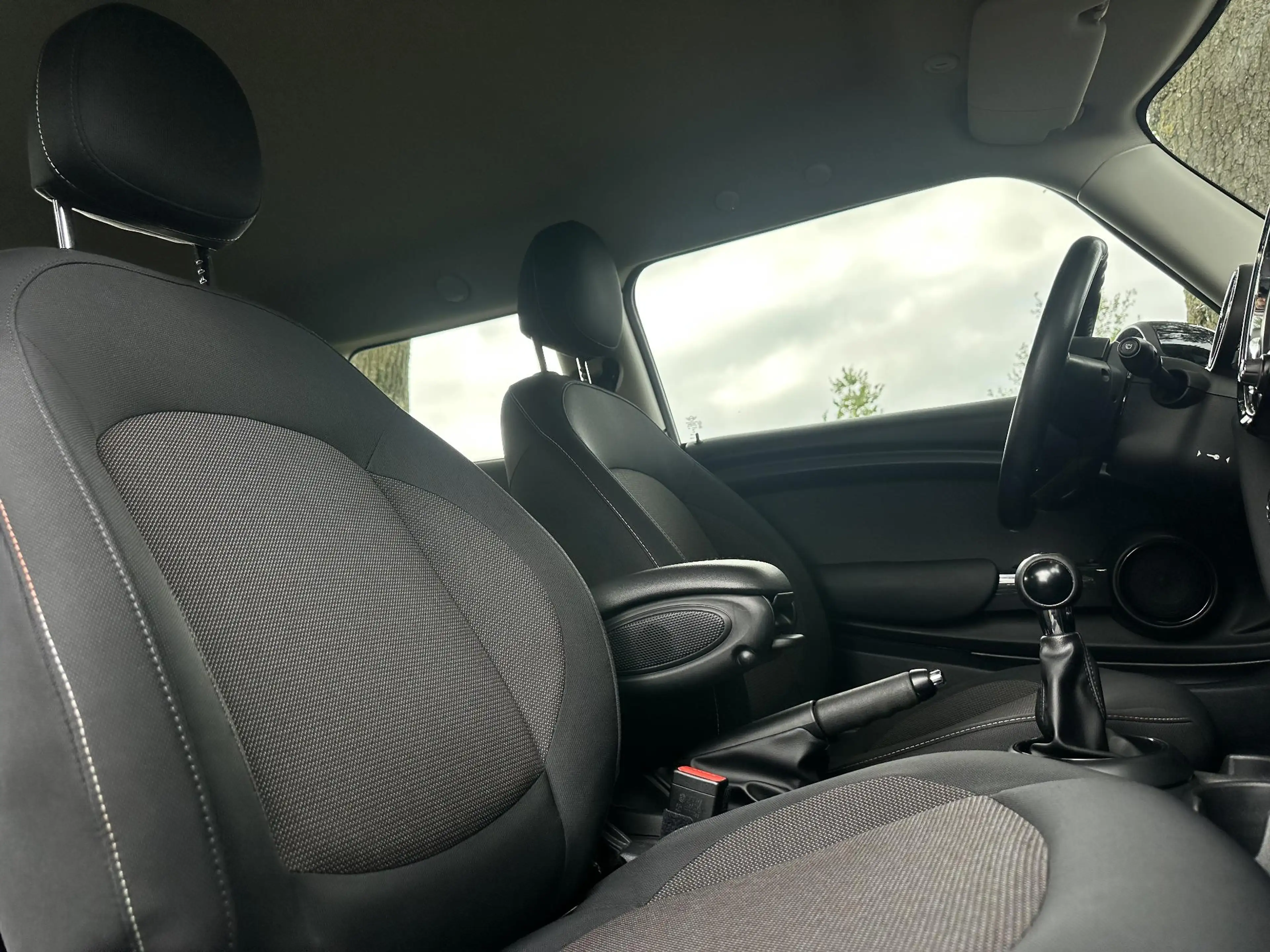 MINI Cooper 3-Deurs 1.5 Business — photo 25