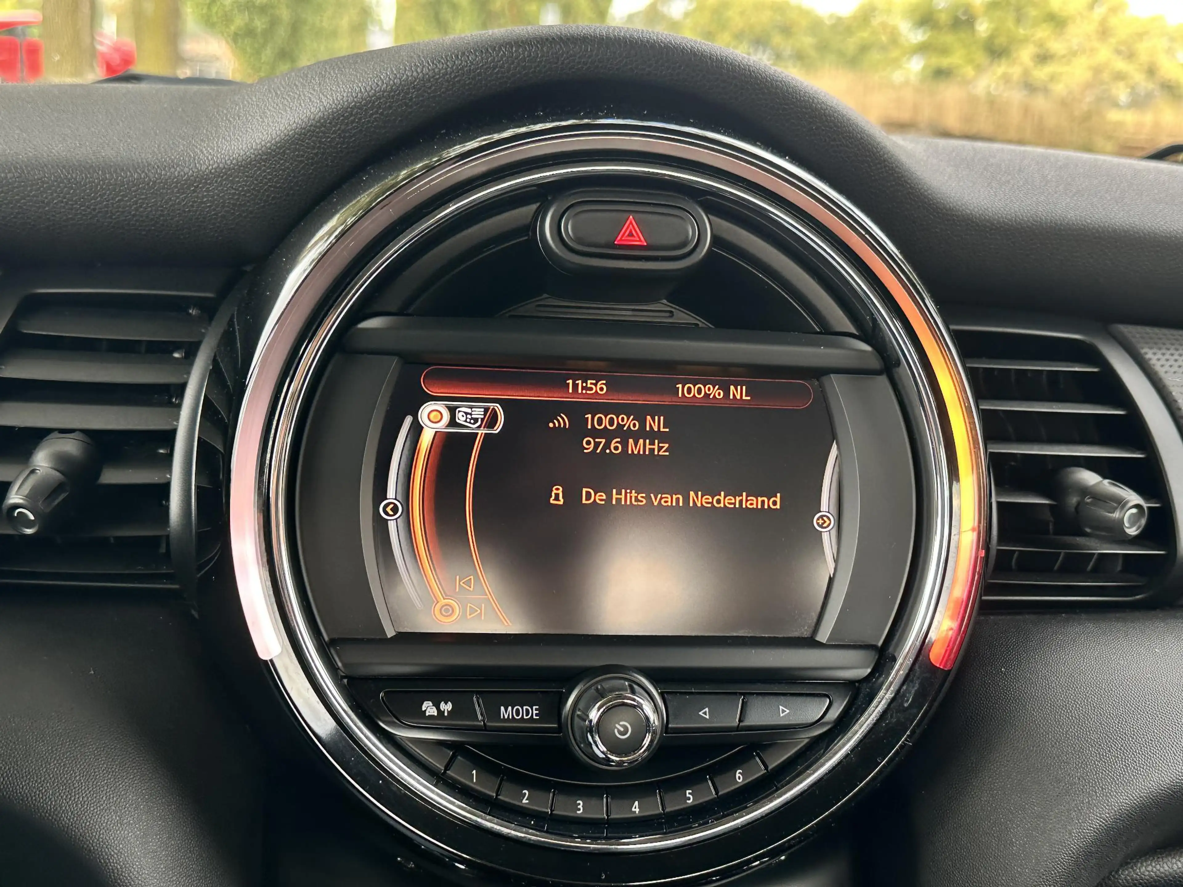 MINI Cooper 3-Deurs 1.5 Business — photo 32
