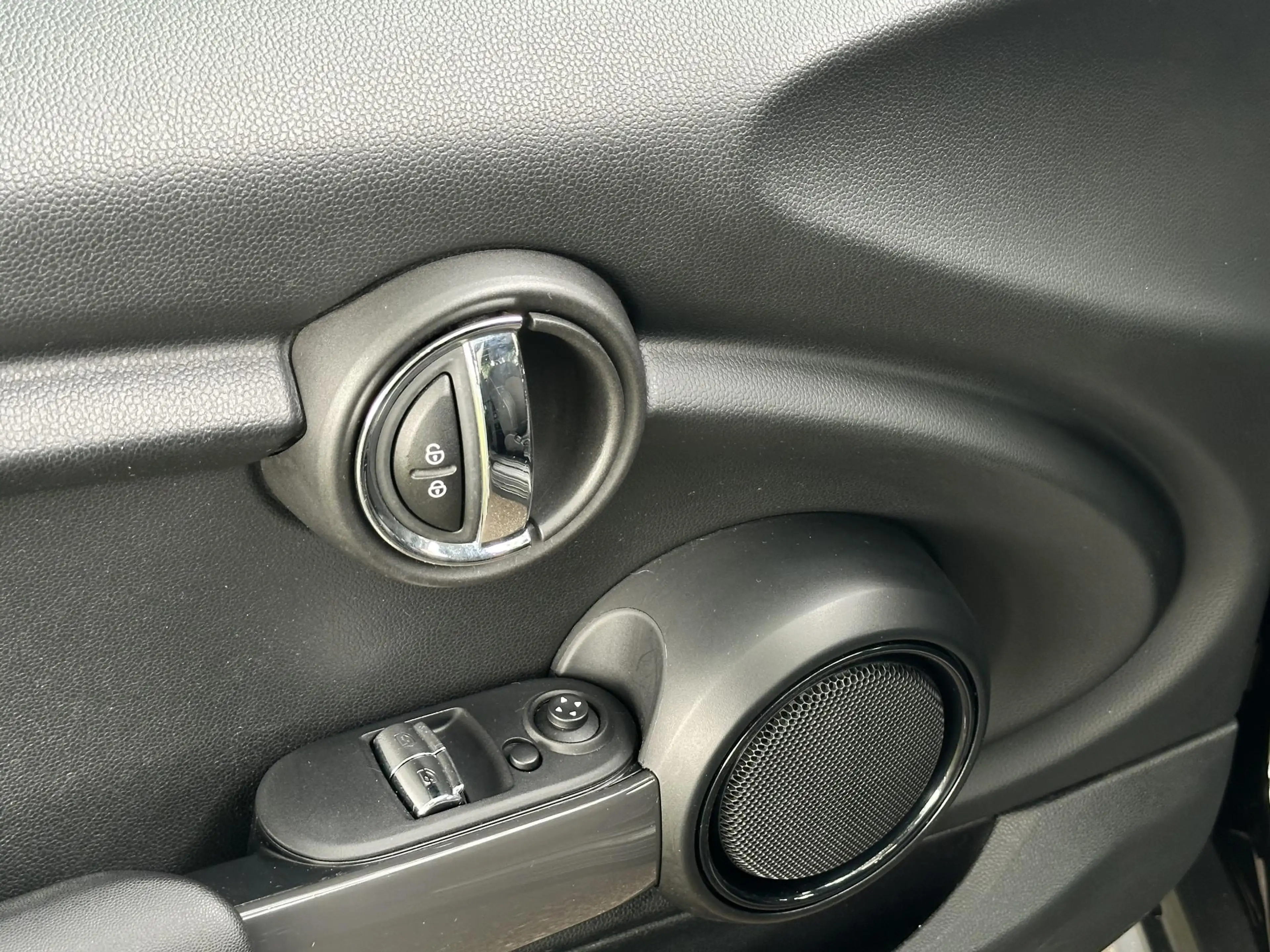 MINI Cooper 3-Deurs 1.5 Business — photo 19