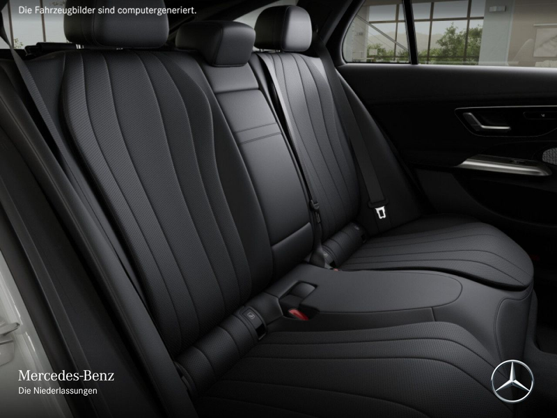 Mercedes-Benz E 220 d T 4M AMG Fahrass 360° Pano Navi Premium 9G — photo 12