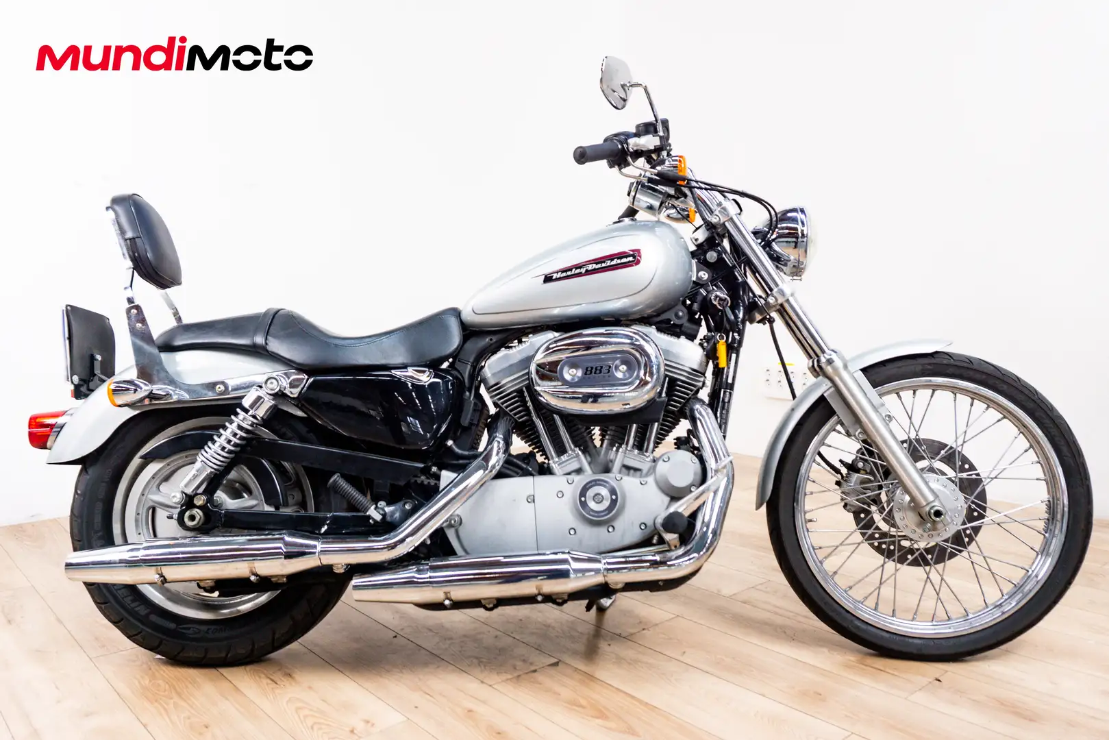Harley-Davidson Sportster 883 - 1