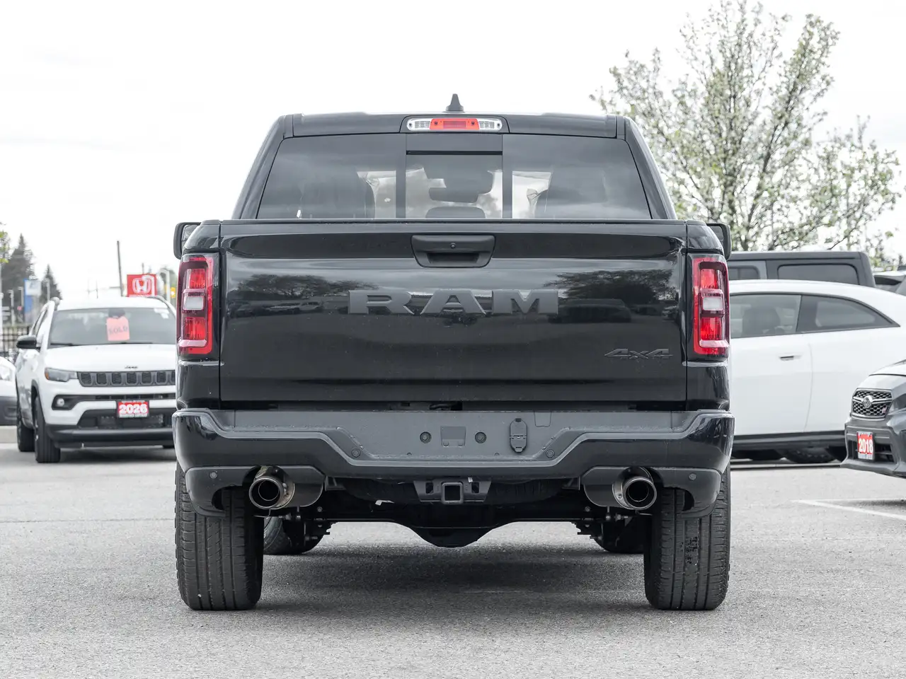 RAM 1500 снимка RAM 1500