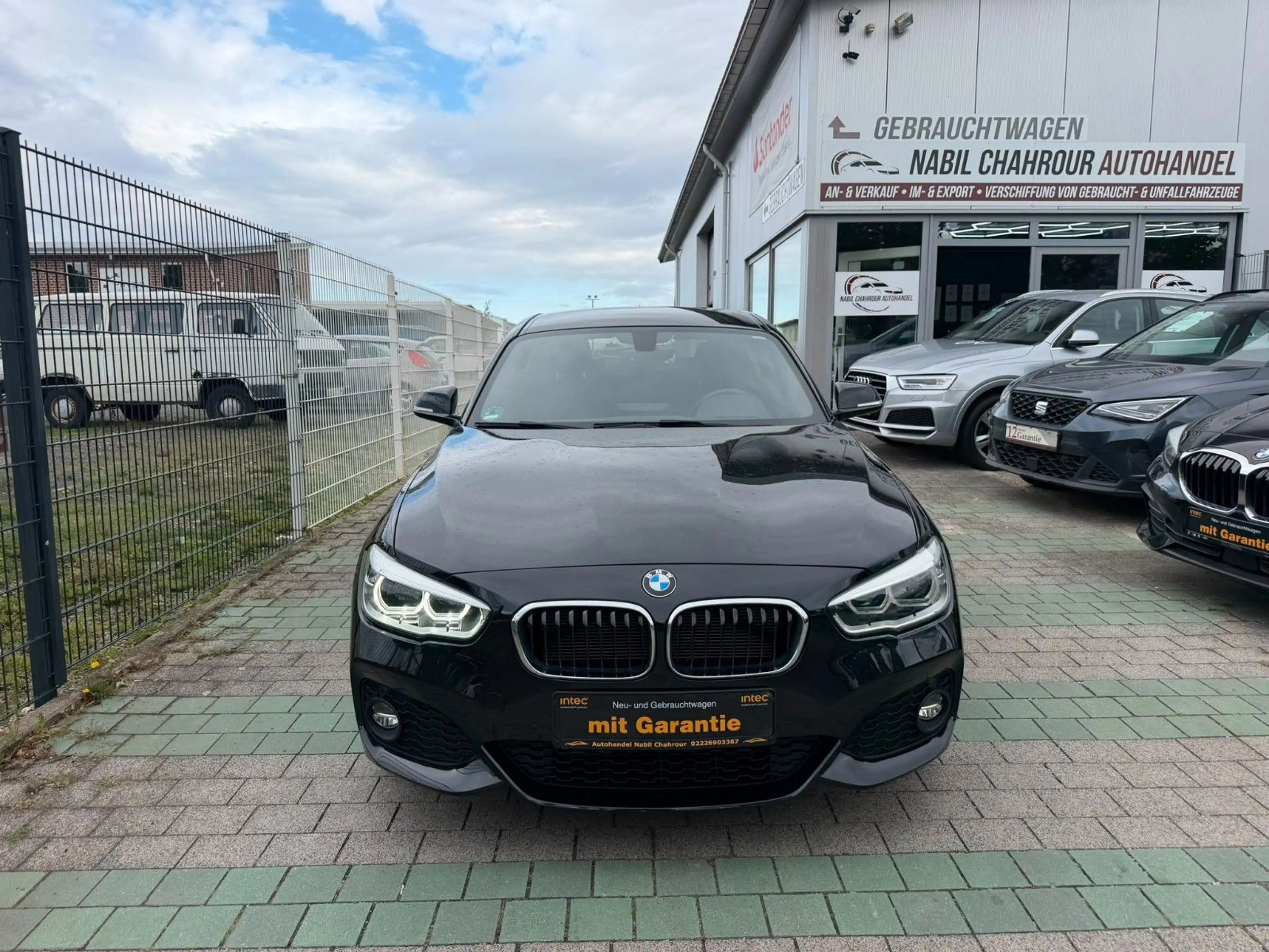 BMW 116 d M Sportpaket Alcantara Navi Sitzheizung LED — photo 2