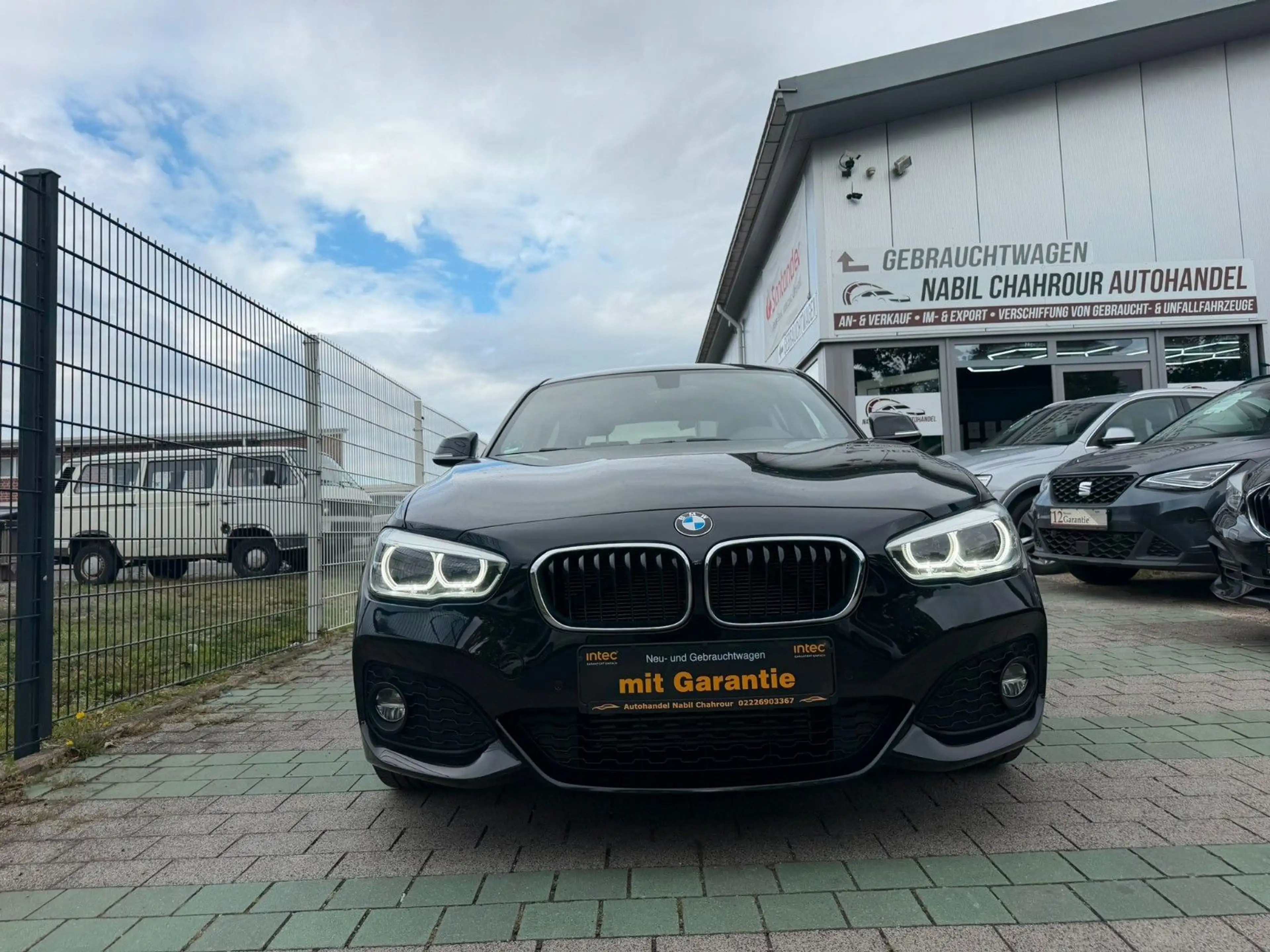 BMW 116 d M Sportpaket Alcantara Navi Sitzheizung LED — photo 5