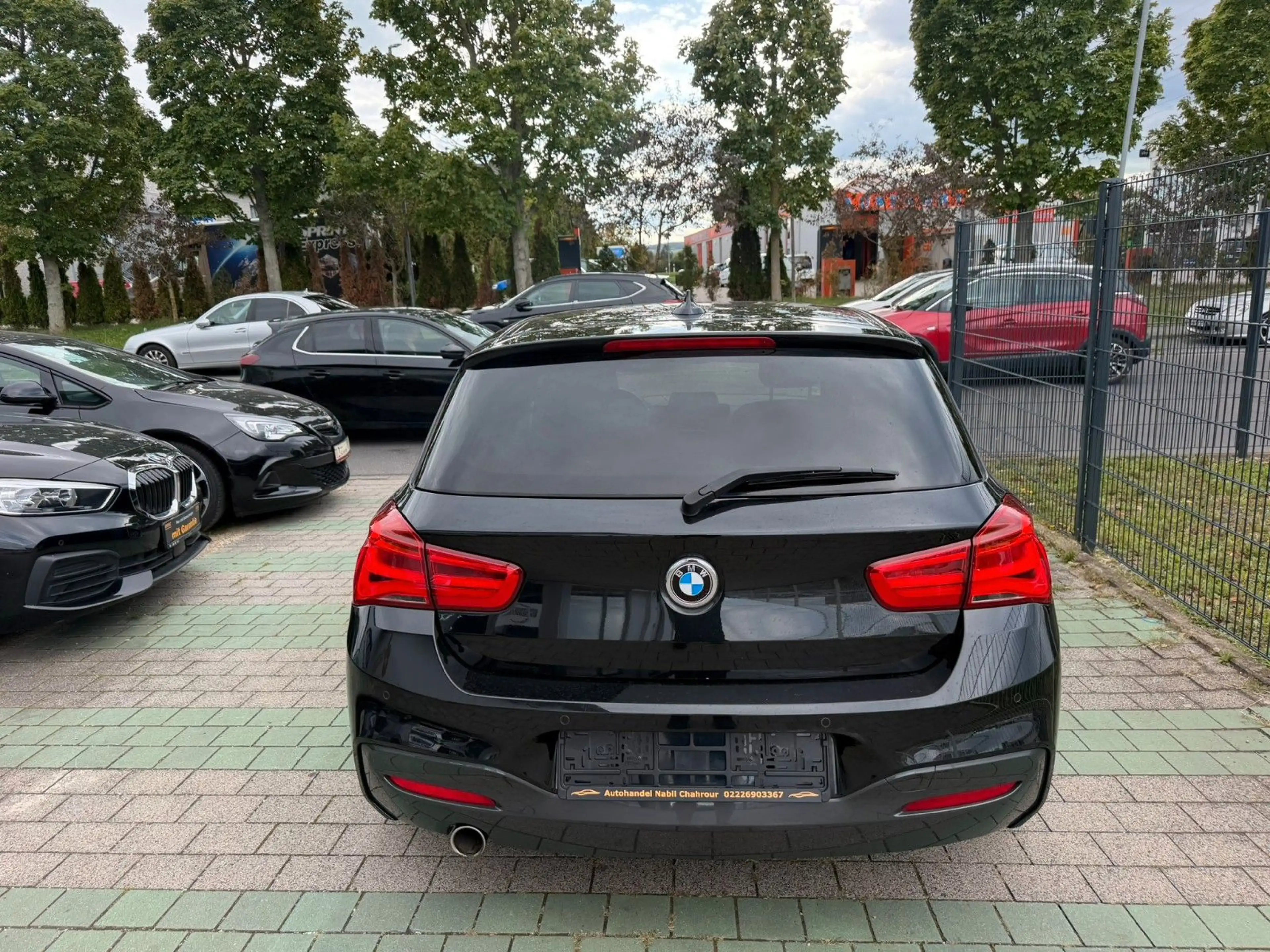 BMW 116 d M Sportpaket Alcantara Navi Sitzheizung LED — photo 8