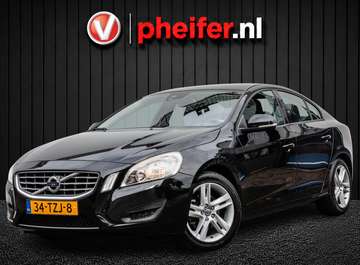 1.6 T3 150pk Kinetic Trekhaak/ Cruise control/ Ful