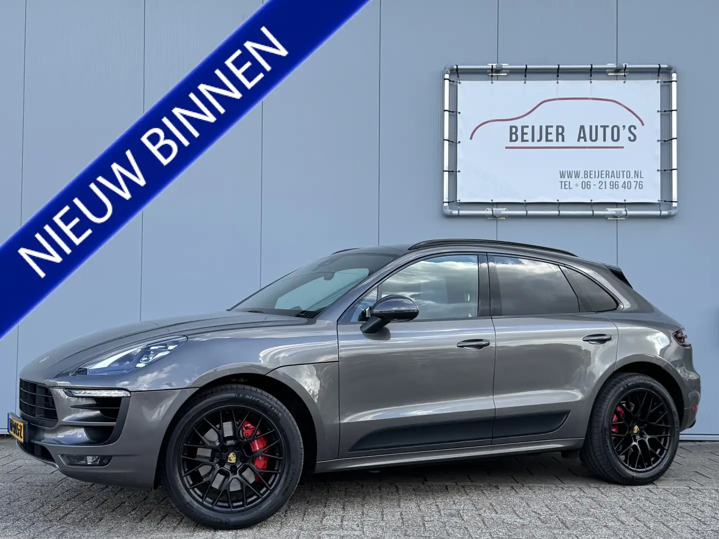 Porsche Macan 3.0 GTS Automaat Navigatie/Camera/20inch. Gris - 1