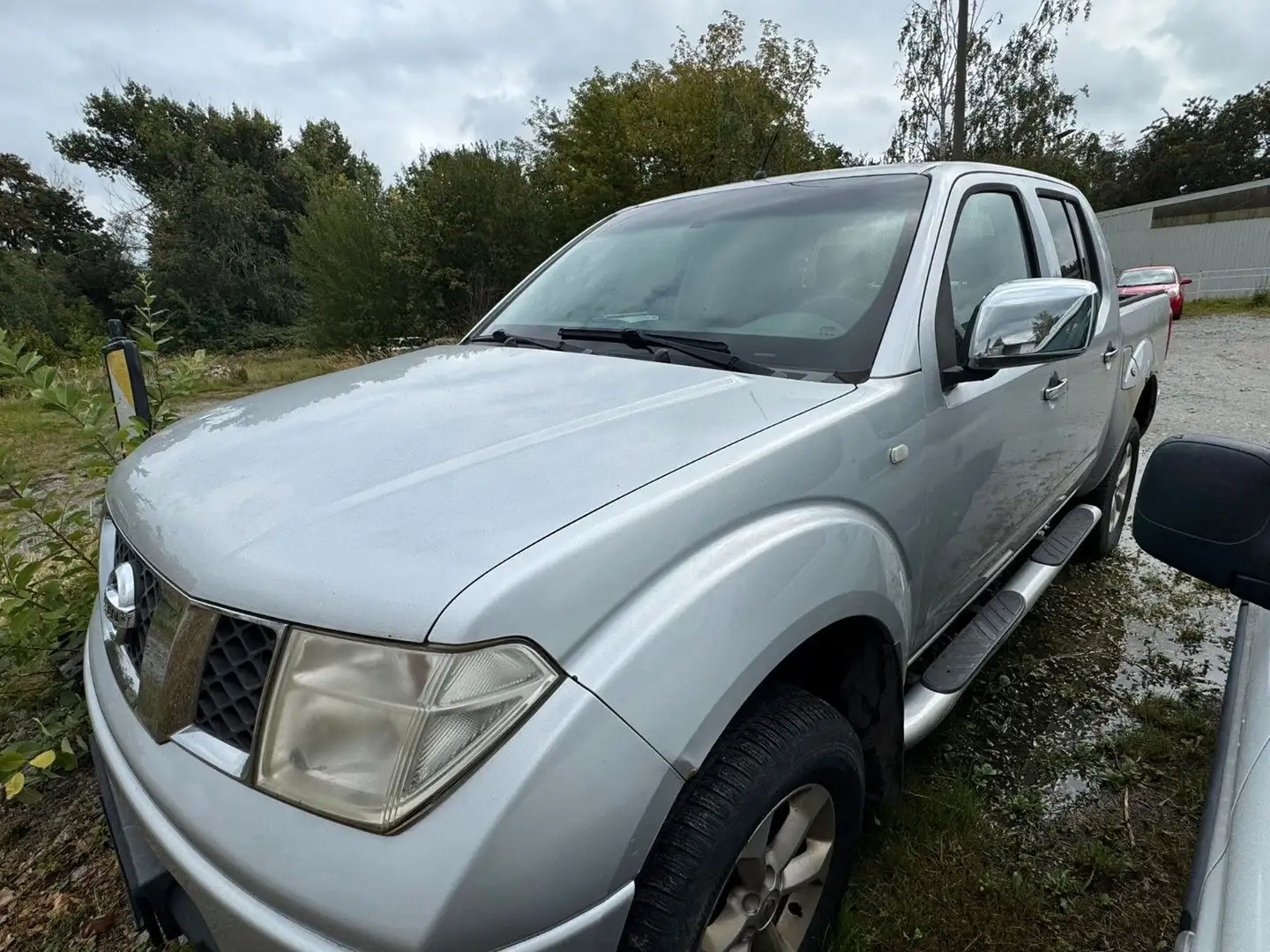 Nissan Navara Pickup Doppelkabine Comfort 4X4 Silber - 1