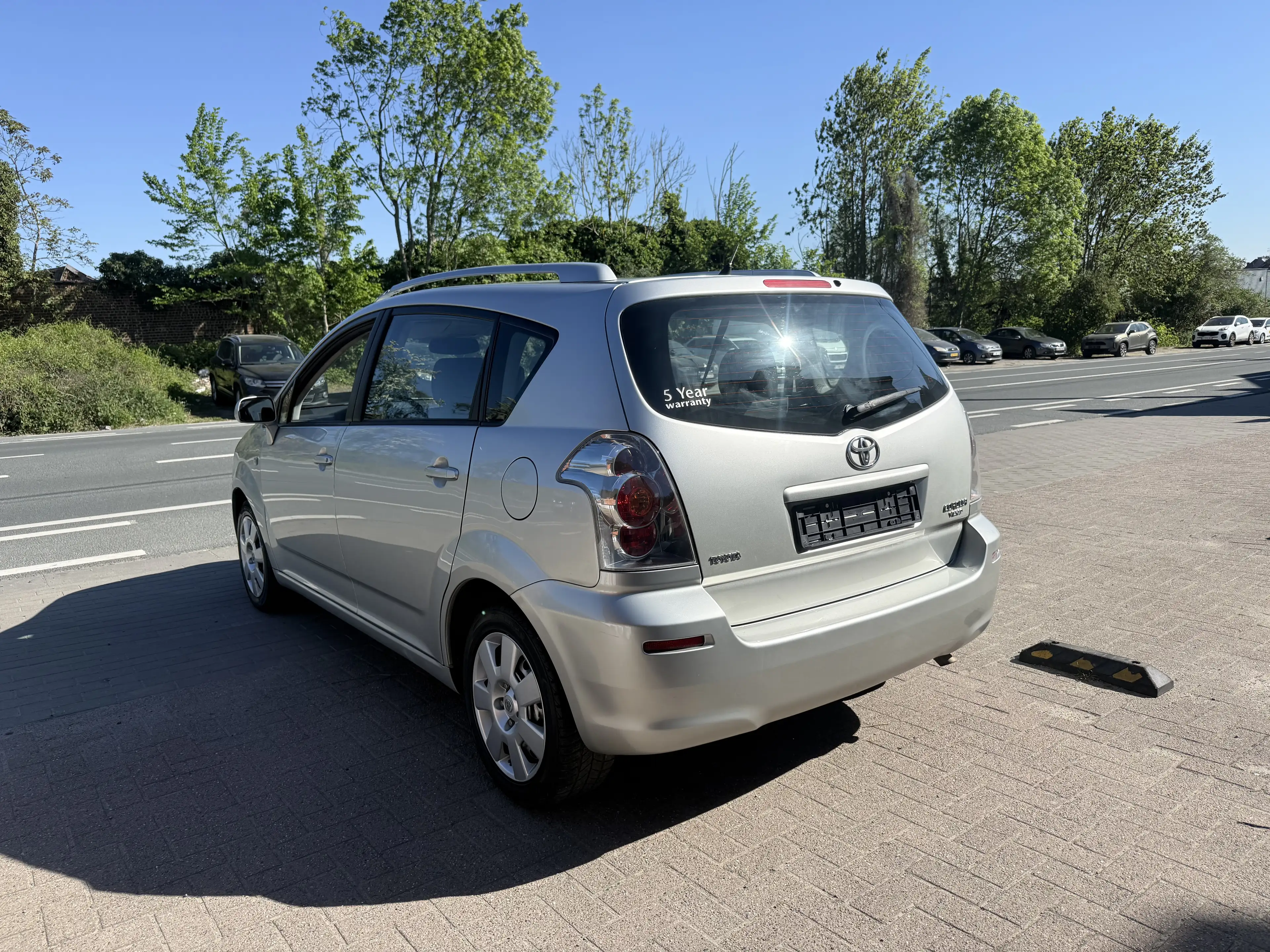 Toyota Corolla Verso 7 PLACE - PRETE A IMMATRICULÉ -GARANTIE 1 An. — photo 2