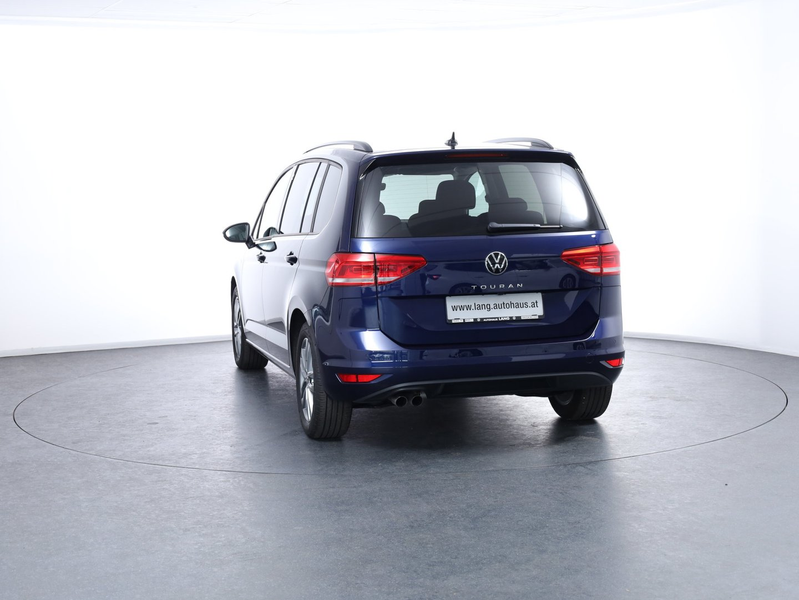 Volkswagen Touran Friends TDI DSG — photo 6