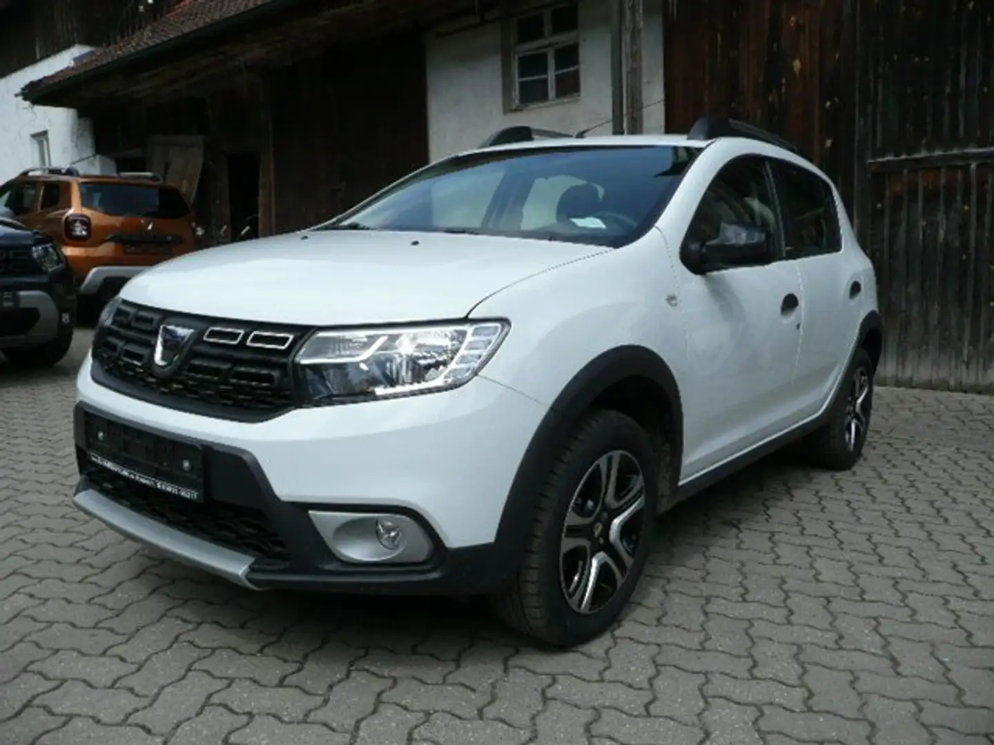 Dacia Sandero Sandero Stepway TCe 90 Celebration 8fach bereift Blanc - 1