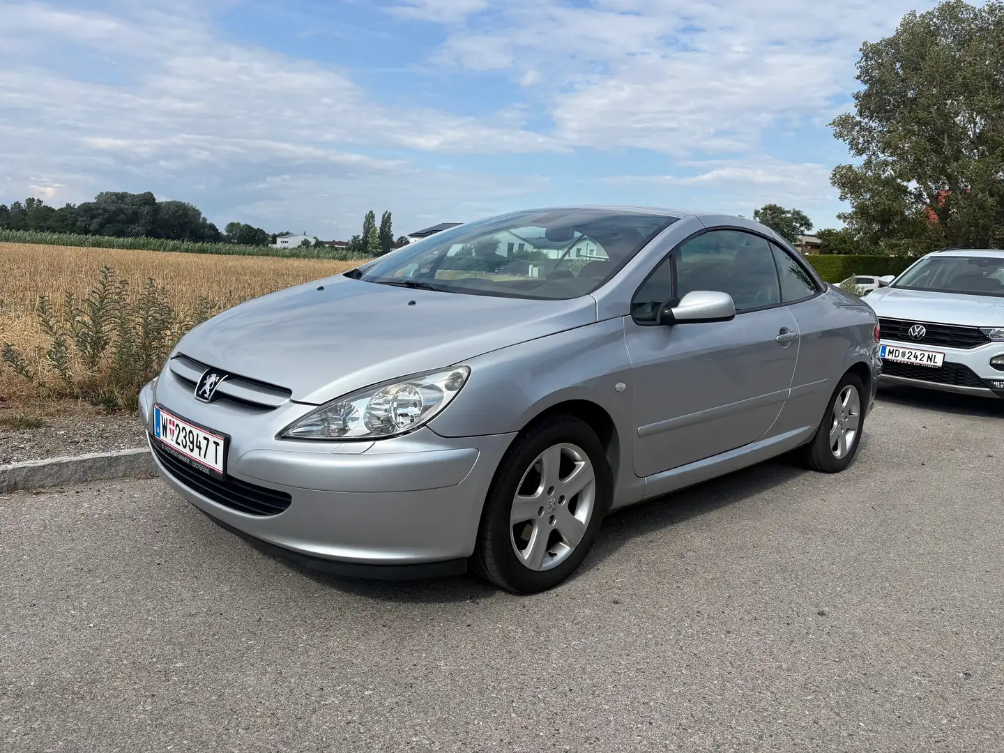 Peugeot 307 307 CC 2,0 16V Silber - 2