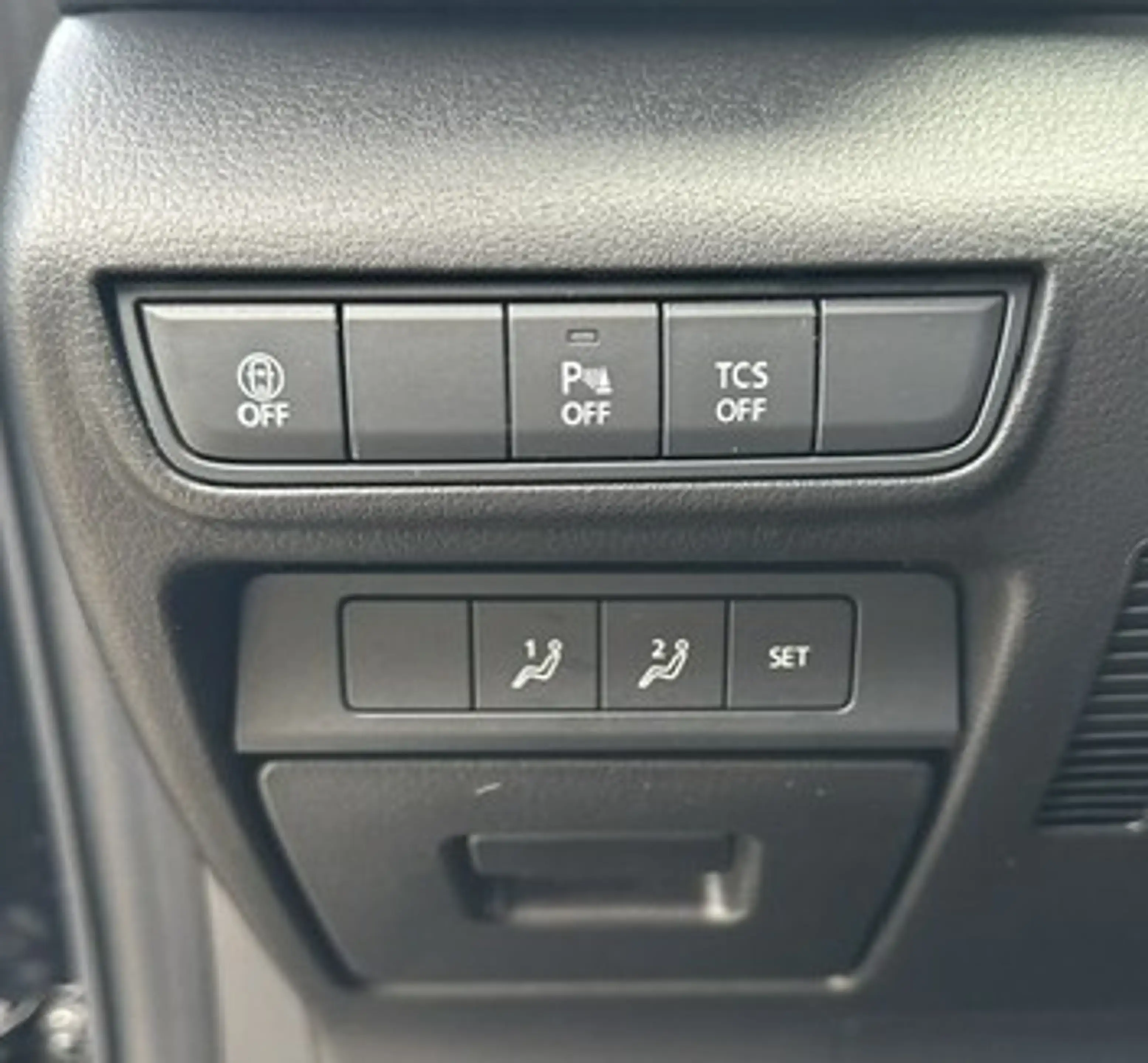 Mazda MX-30 Advantage 35,5 kWh e-SKYACTIV EV 145 PS MX-30 Adva — photo 11