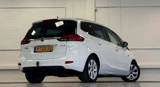 Opel Zafira view 7