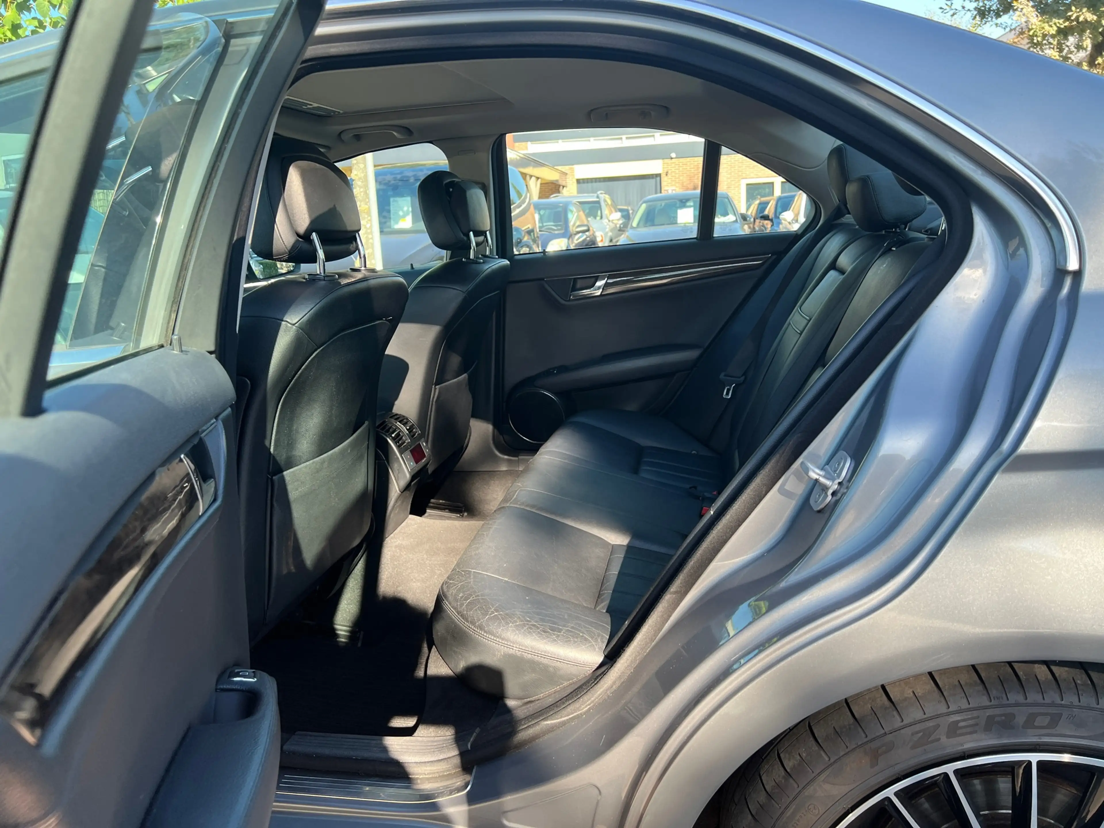 Mercedes-Benz C 350 Elegance *RIJKLAAR| +Nwe APK — photo 12