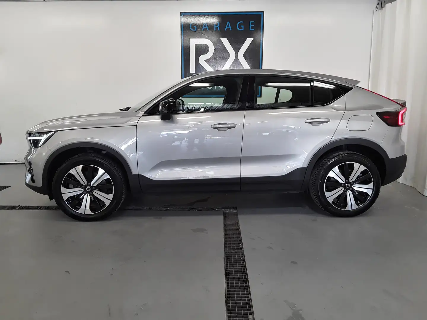 Volvo C40 C40 69 kWh Šedá - 2