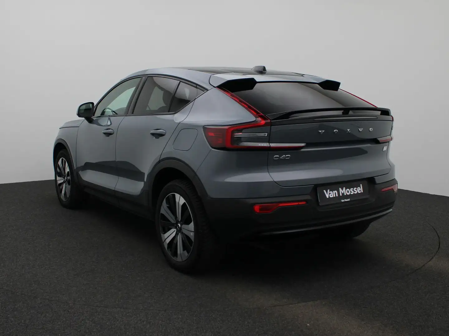 Volvo C40 Recharge Core 69 kWh | Stoelverwarming | Panoramad Grau - 2