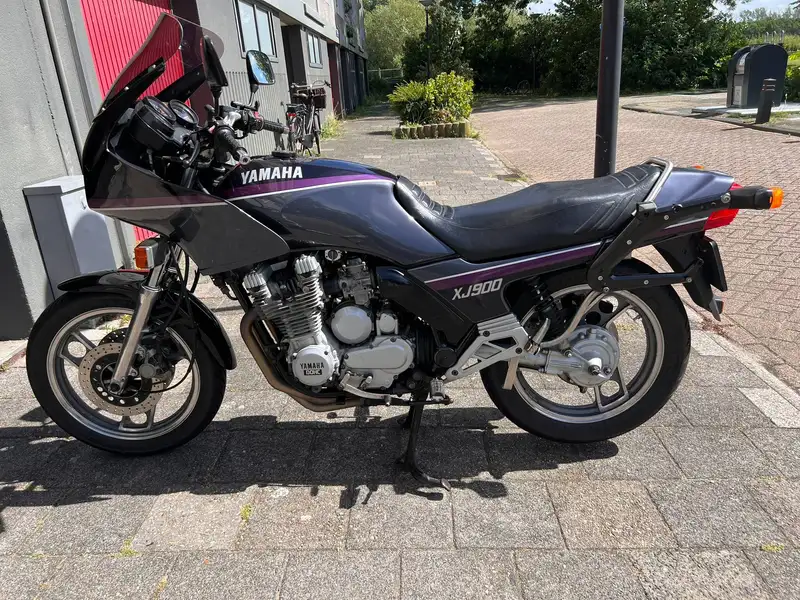 Yamaha XJ 900 - foto 2