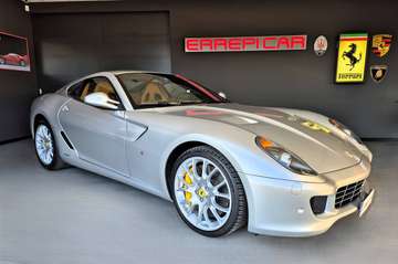 GTB Fiorano 6.0 F1 NAZIONALE-2 PROPRIETARI-SERVICE BOOK-FATTURE TAGLIANDI FERRARI-FRENI CARBOCERAMICI-CERCHI LEGA DA 20"